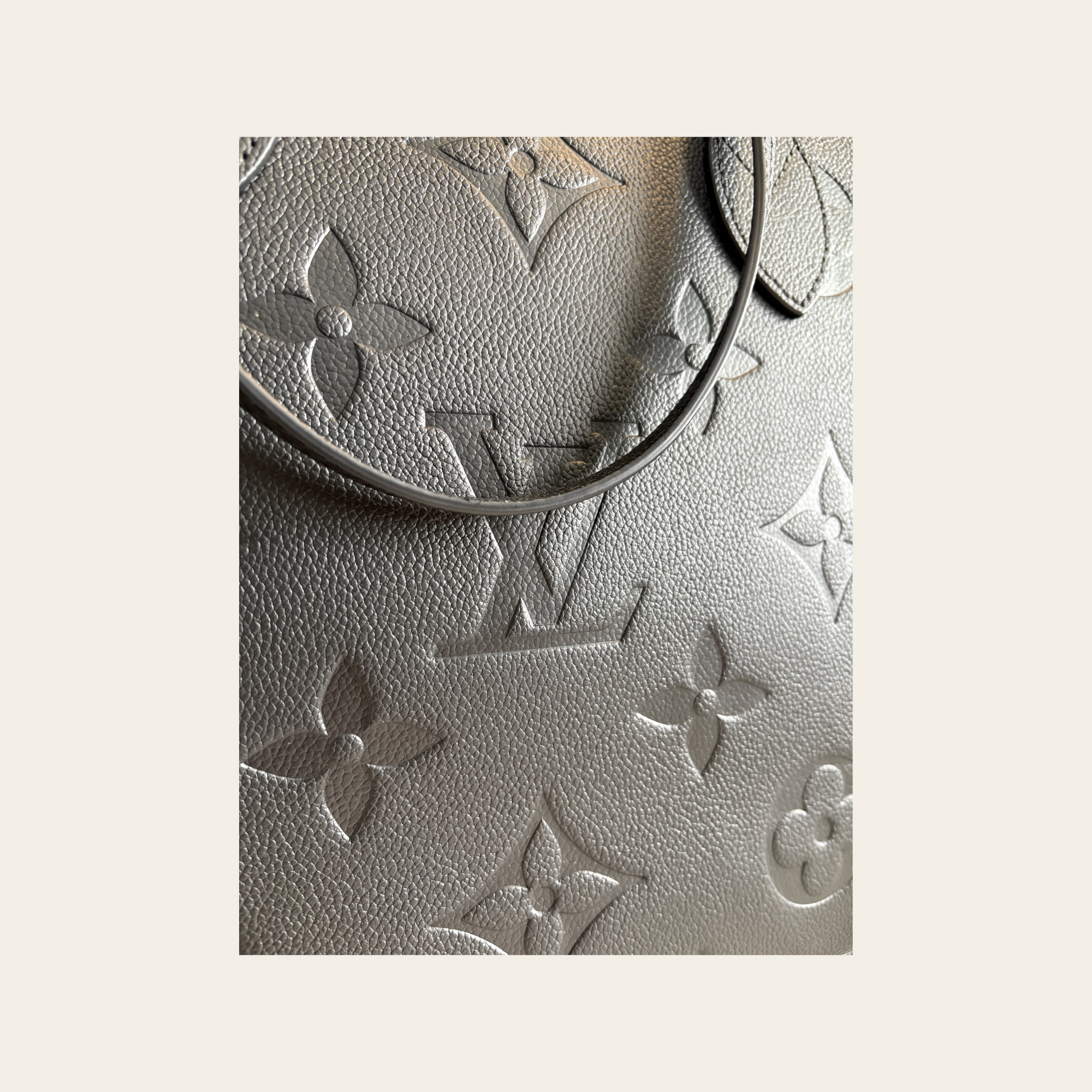 Louis Vuitton - Neverfull MM