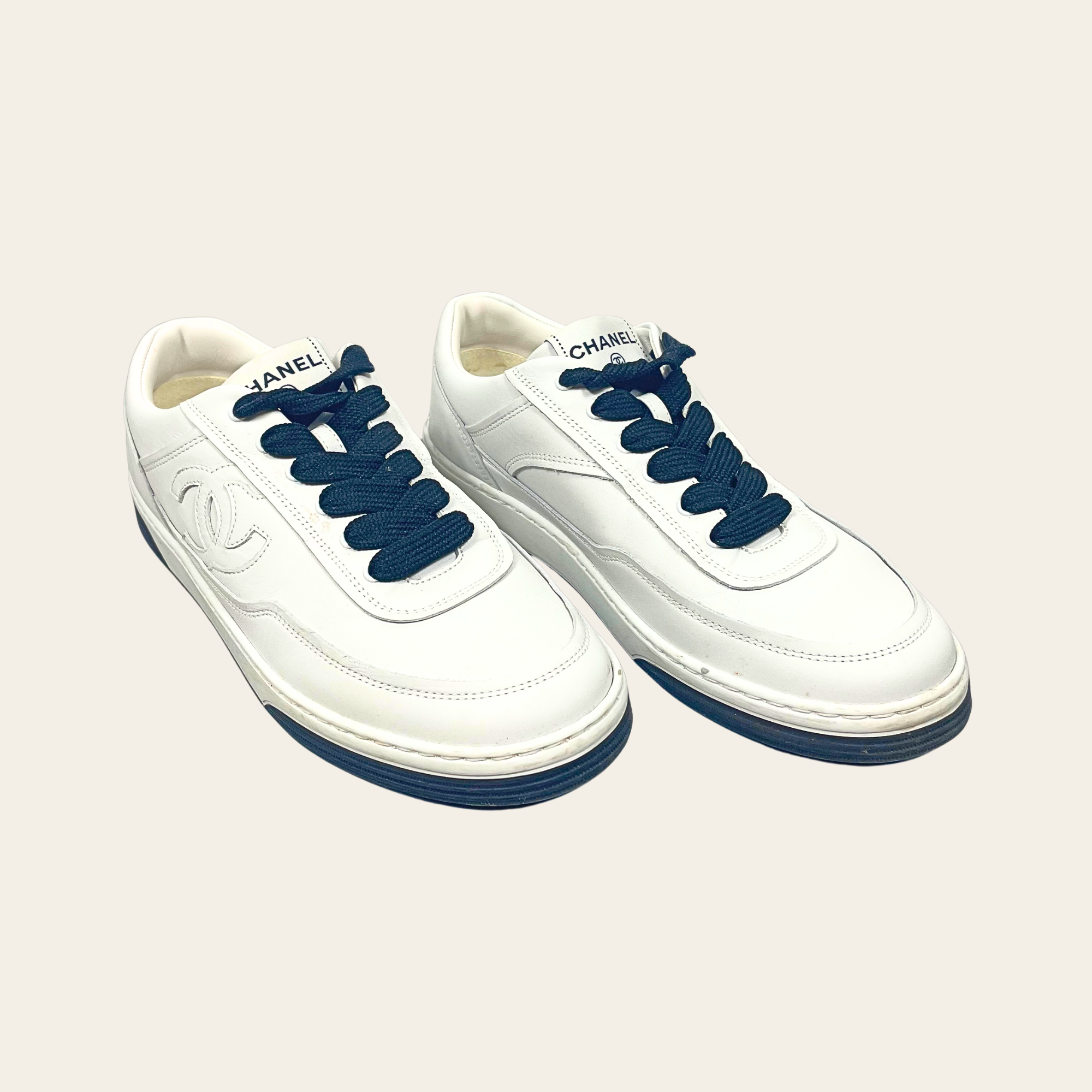 Sneakers Chanel CC Logo en Cuir Blanc , Taille 38