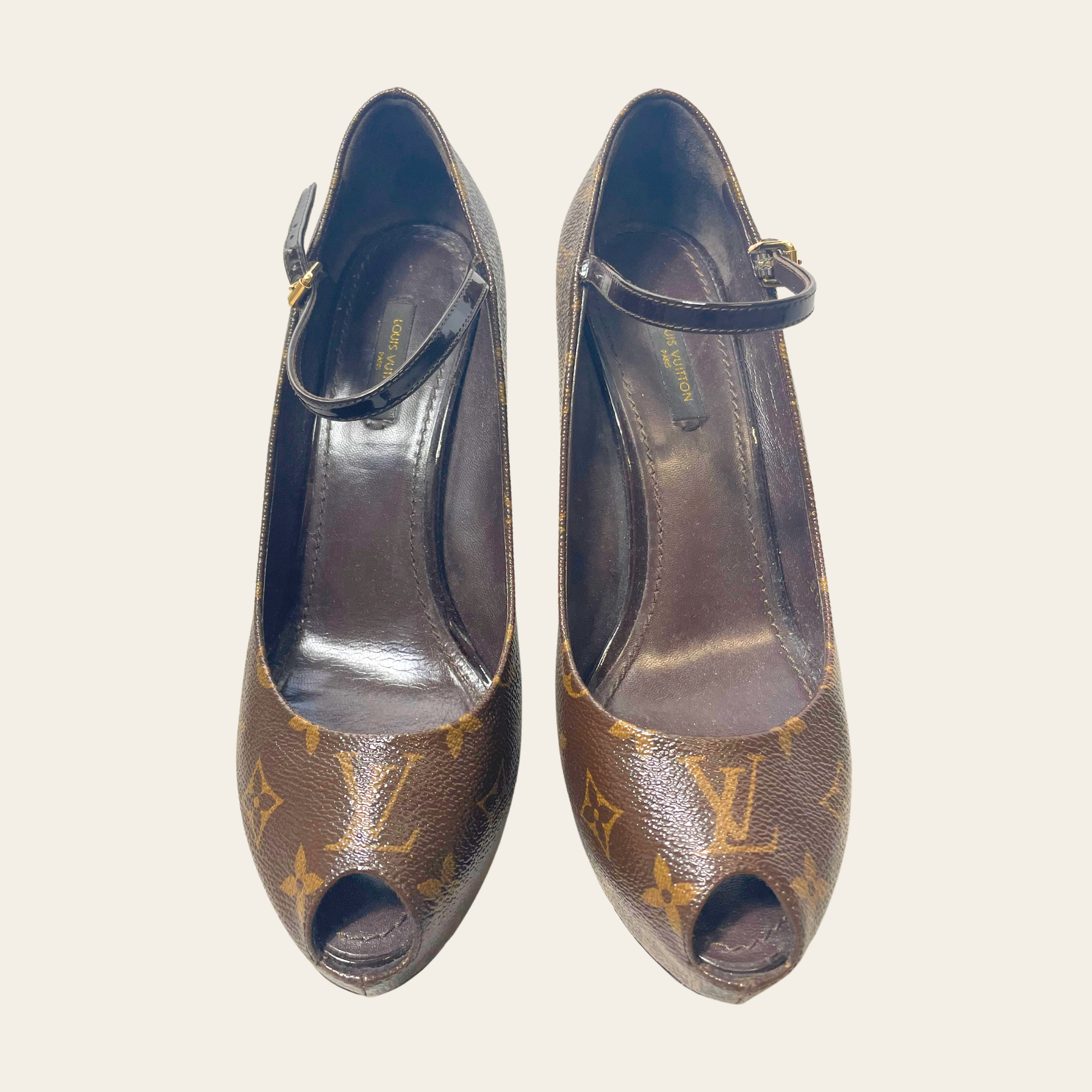 Louis Vuitton Oh Really! Mary Jane Platform Monogram, 38.5