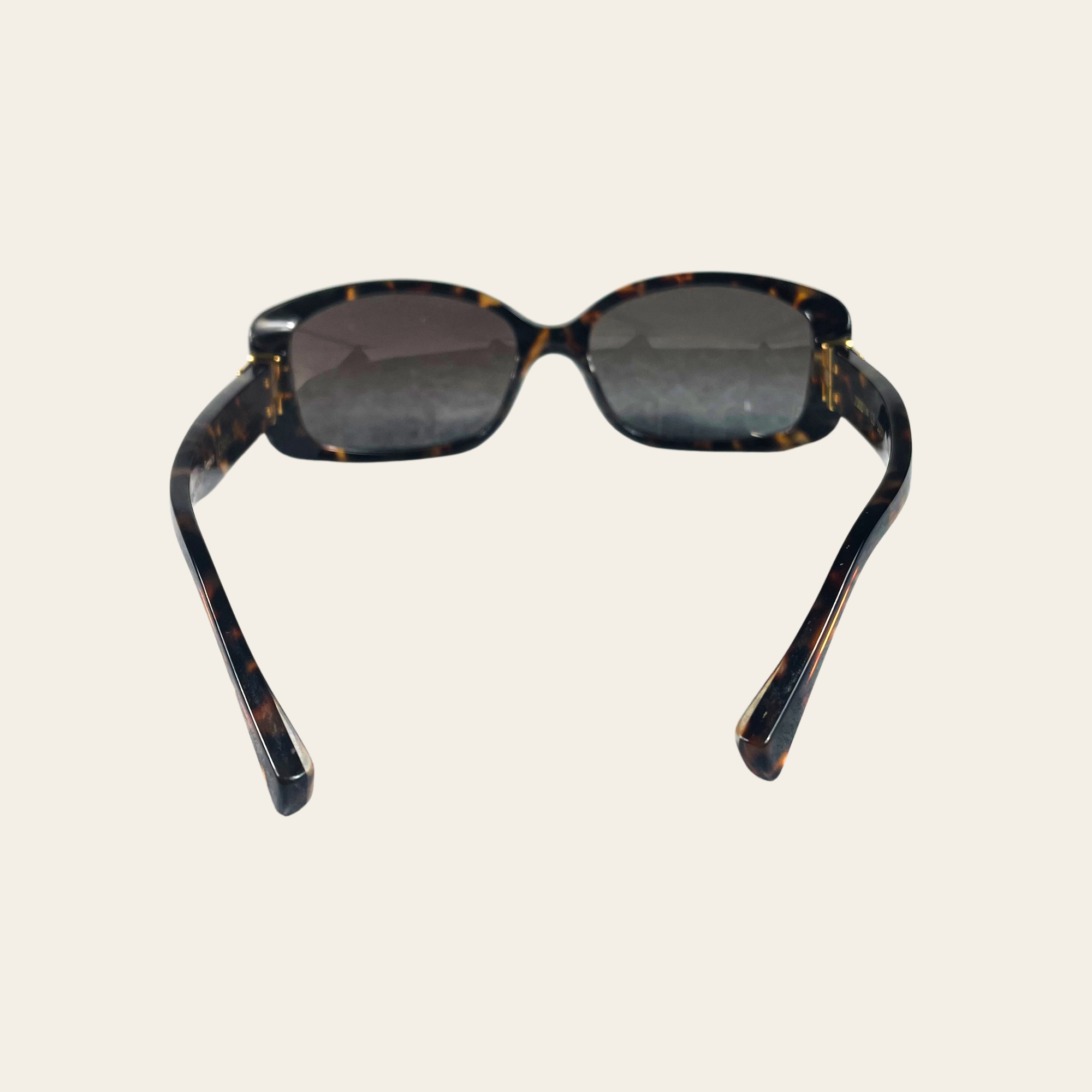 LOUIS VUITTON – Lunettes de Soleil Soupçon Carrée
