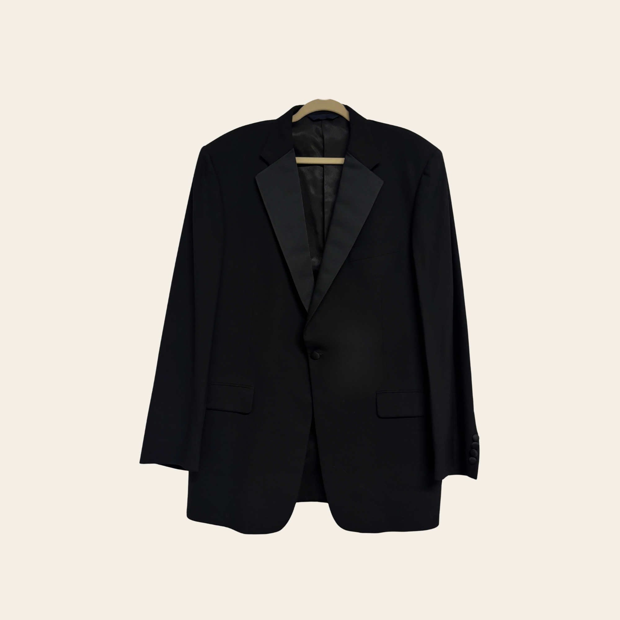 BURBERRY LONDON – Veston de Smoking en Laine Noire à Revers Satinés