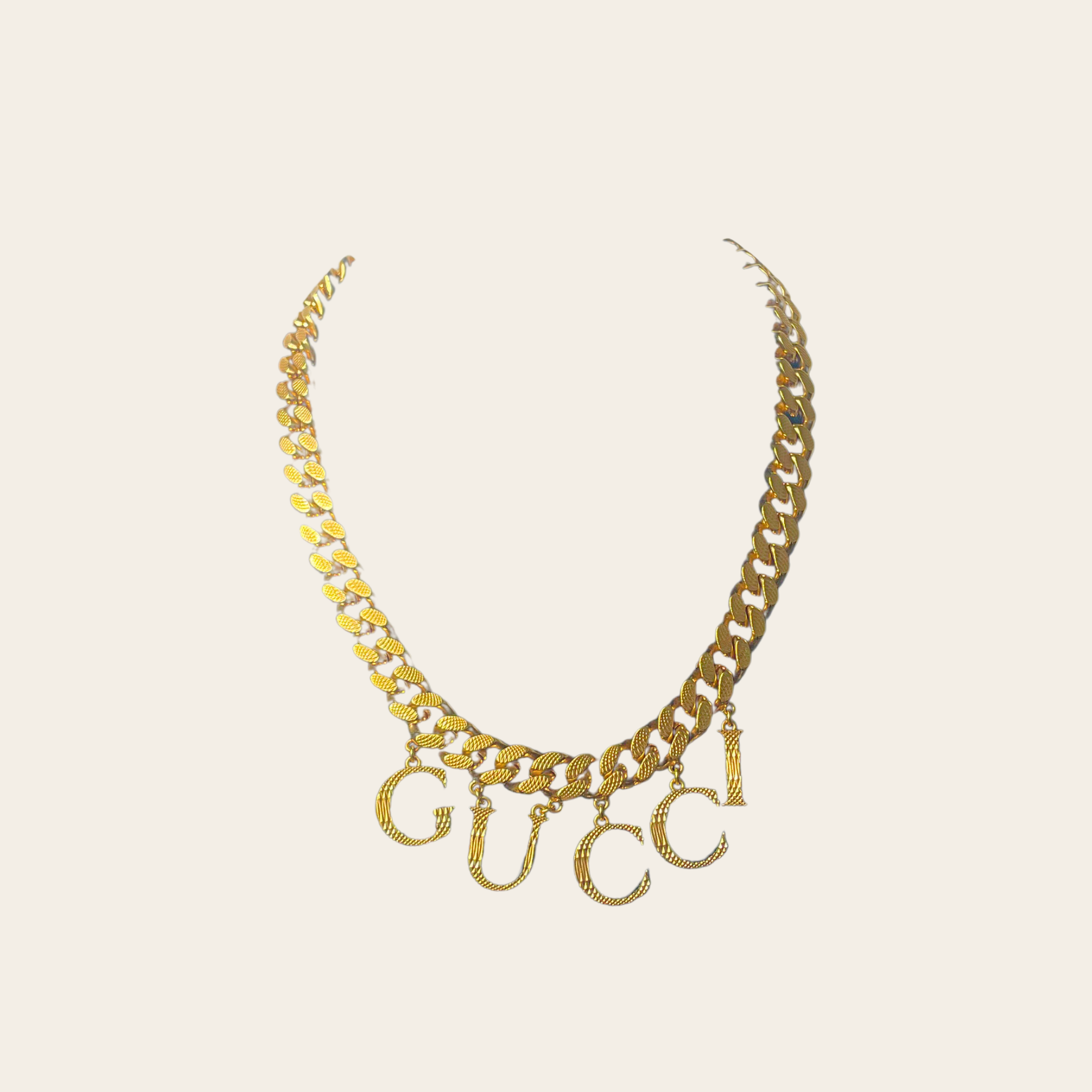 GUCCI - Collier Vintage “GUCCI Letter Charm Chain” Doré