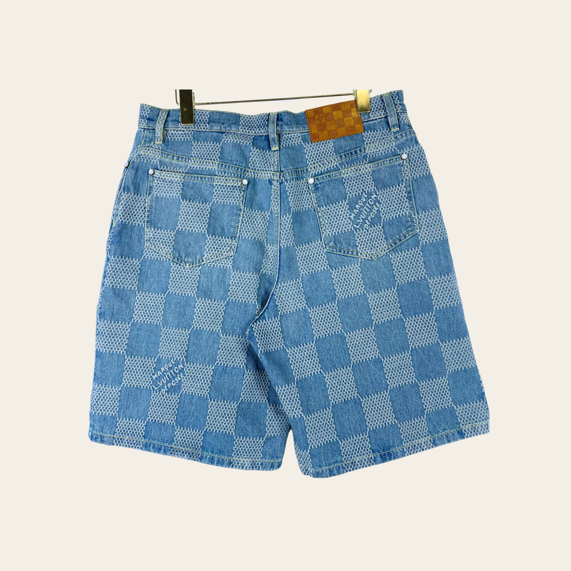 LOUIS VUITTON — Damier Denim Baggy Shorts, M