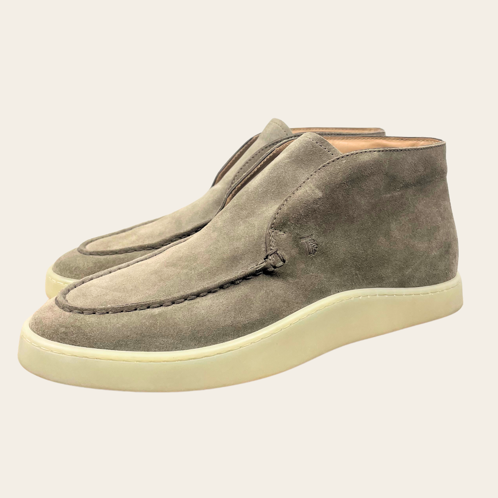 Tod's - Desert Suede Chukka Boots, 5