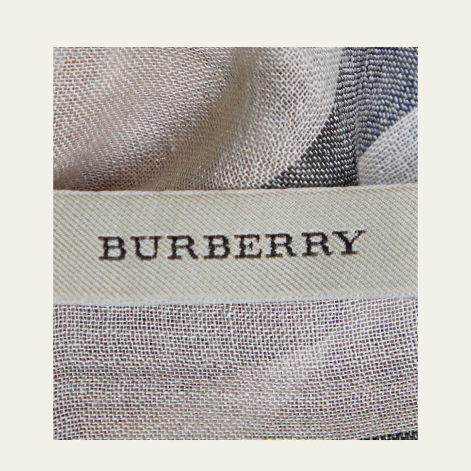 BURBERRY - Foulard Giant Check en gaze légère