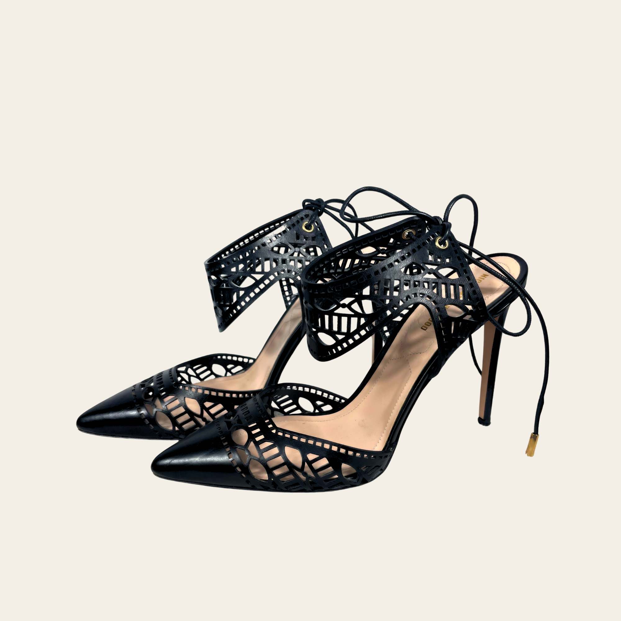 NICHOLAS KIRKWOOD - Laser-Cut Lace-Up Ankle Cuff Pumps 37