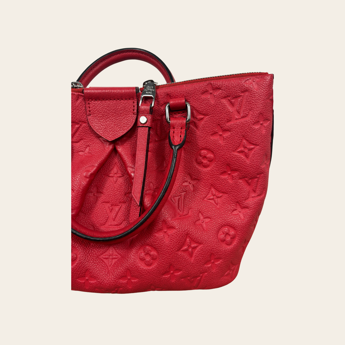 LOUIS VUITTON — Sac Mazarine PM en cuir Monogram Empreinte rouge Cerise