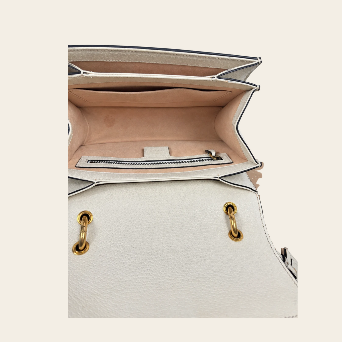 GUCCI — Sac Queen Margaret GG Supreme à abeille ornée de perles et cristaux - DISCONTINUÉ