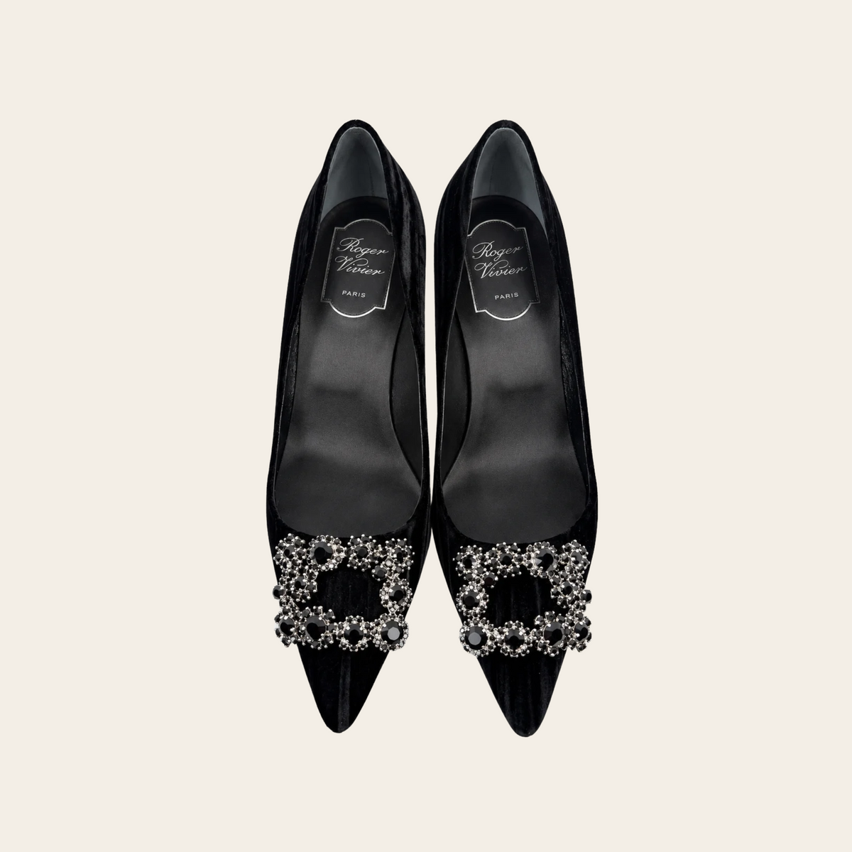 ROGER VIVIER — Escarpins en velours noir à boucles bijoux ornées de strass noirs et argentés, taille 39