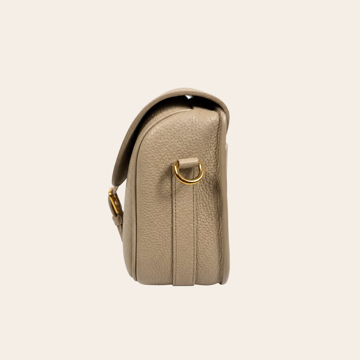 DIOR — Sac Bobby Large en cuir grainé beige avec bandoulière Dior Oblique et détails dorés, taille L