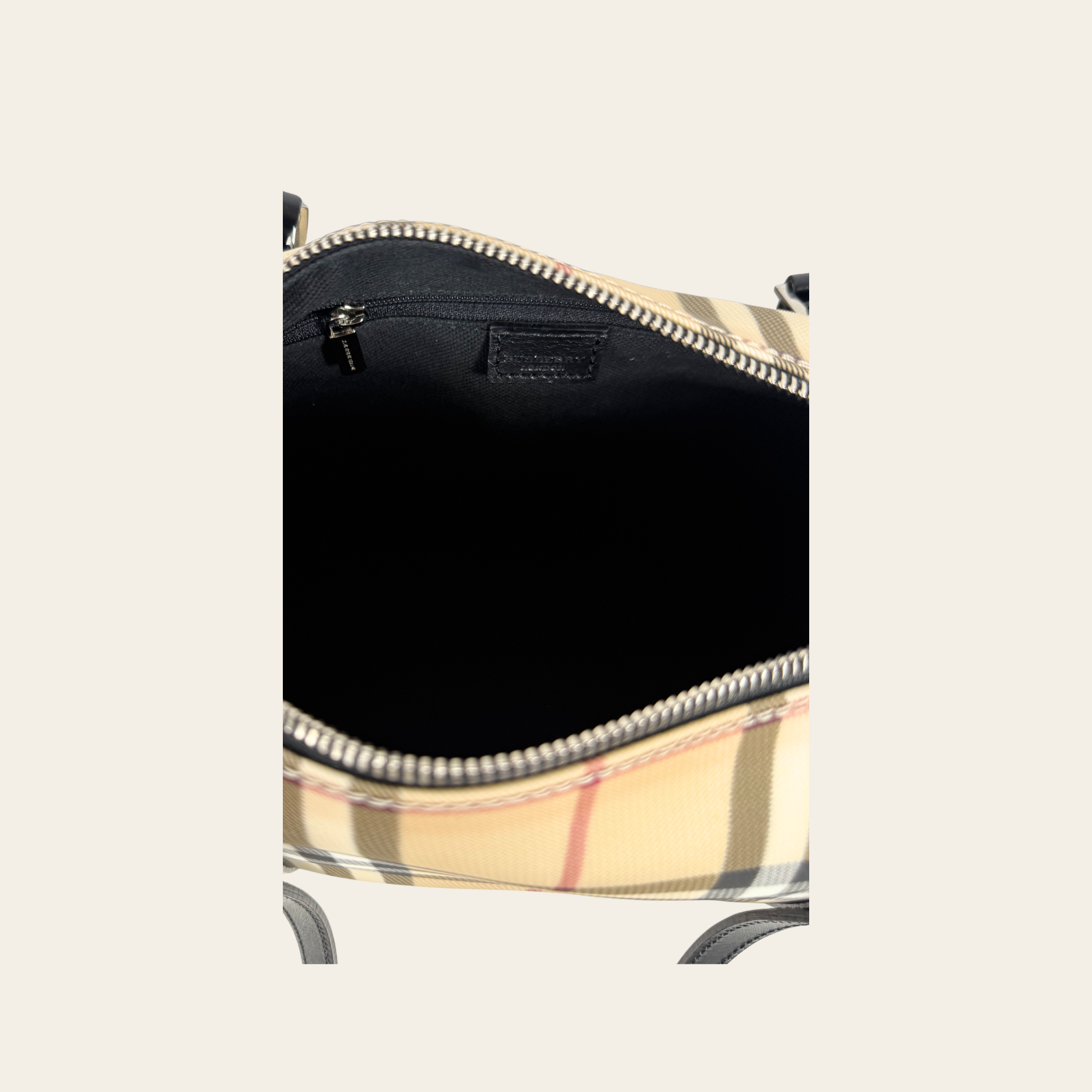 BURBERRY – Sac Barrel Nova Check Black