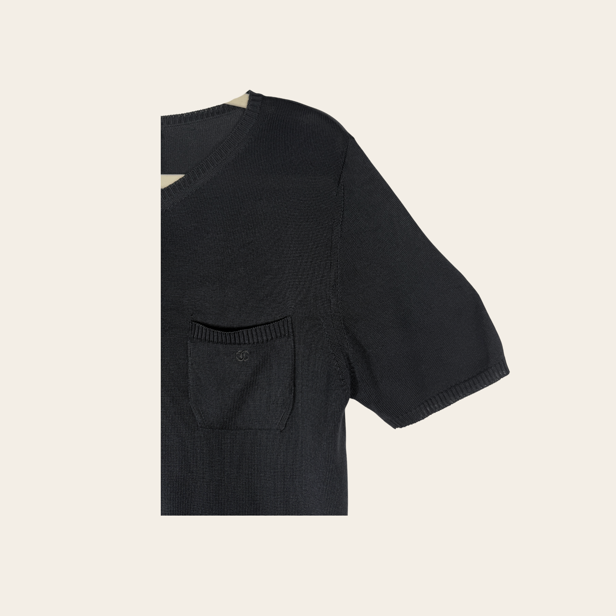 CHANEL Black Silk Knit CC Pocket Sweater, Taille FR 42 / US 10