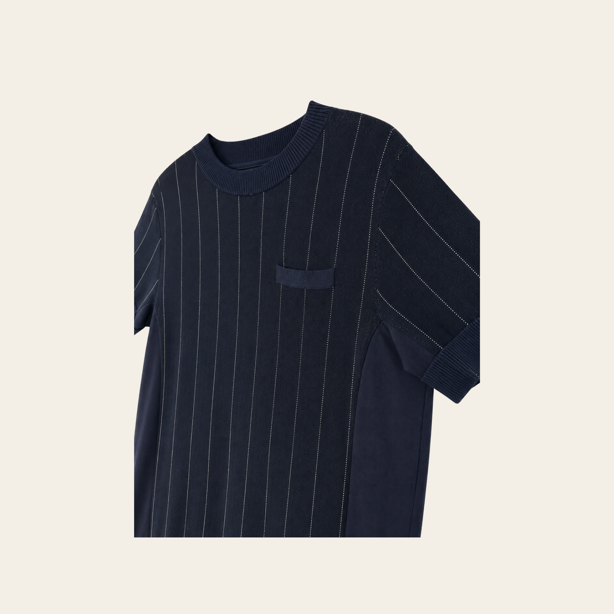 SACAI – Robe tunique hybride en maille rayée à empiècements plissés – Bleu marine – Taille 2 (M)