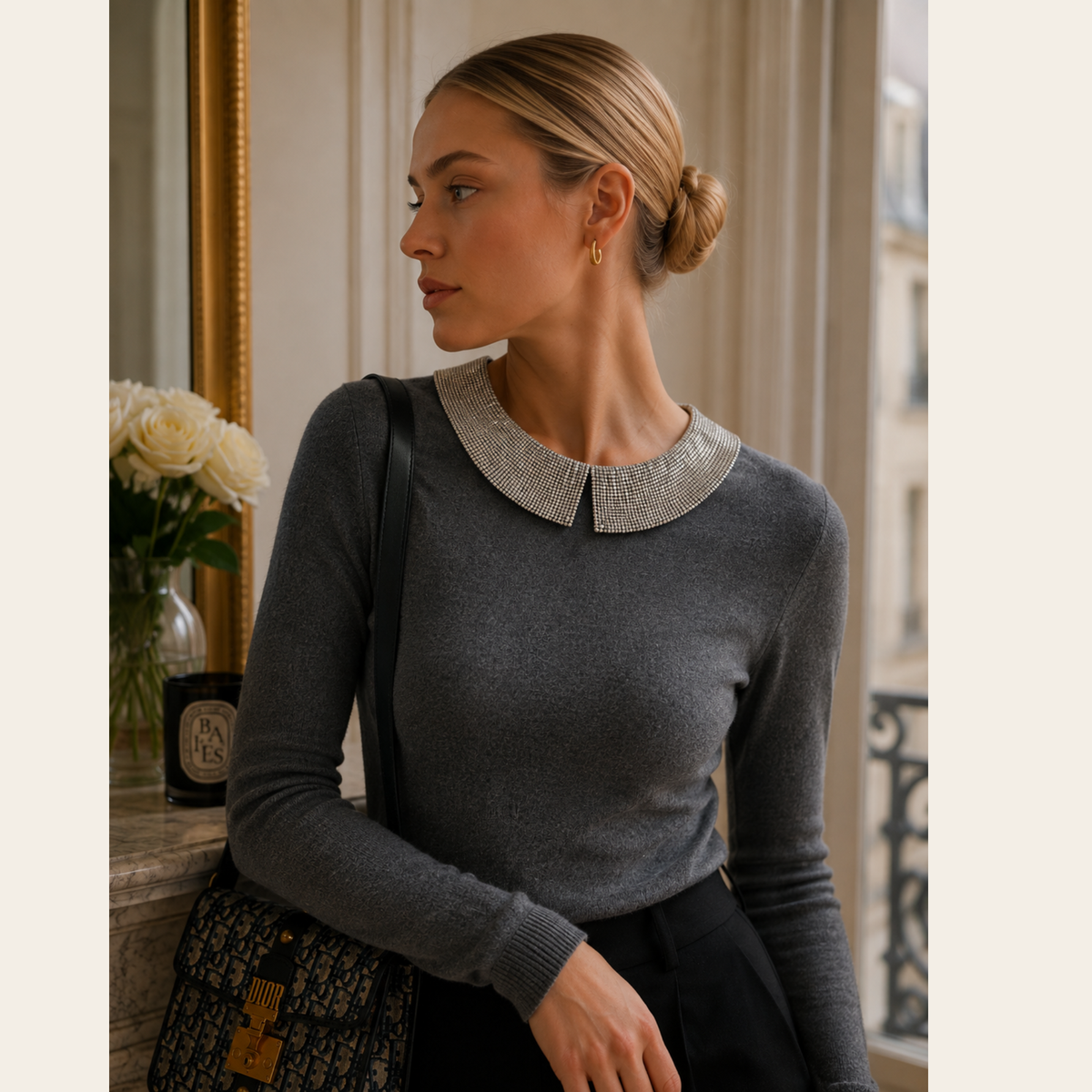 CHANEL 98A – Pull en cachemire & soie à col bijou en maille métallique – Gris – Taille FR 42 (L)