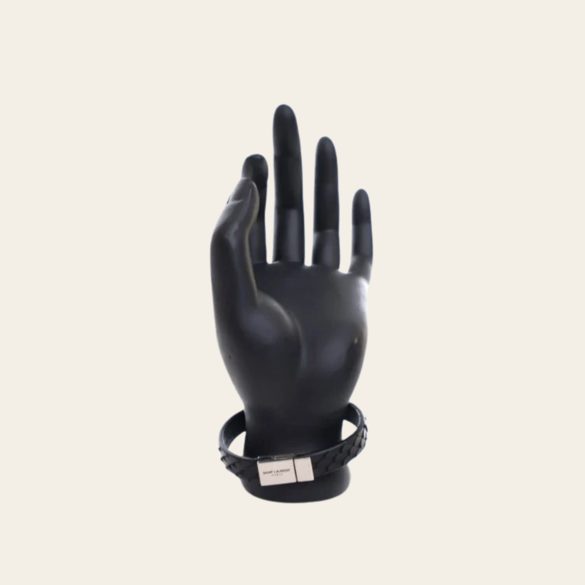 SAINT LAURENT — Bracelet en python noir à Cassandre argentée, 7 po