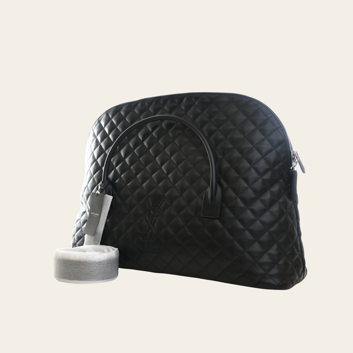 SAINT LAURENT — Sac de voyage ES Giant en cuir de veau matelassé noir