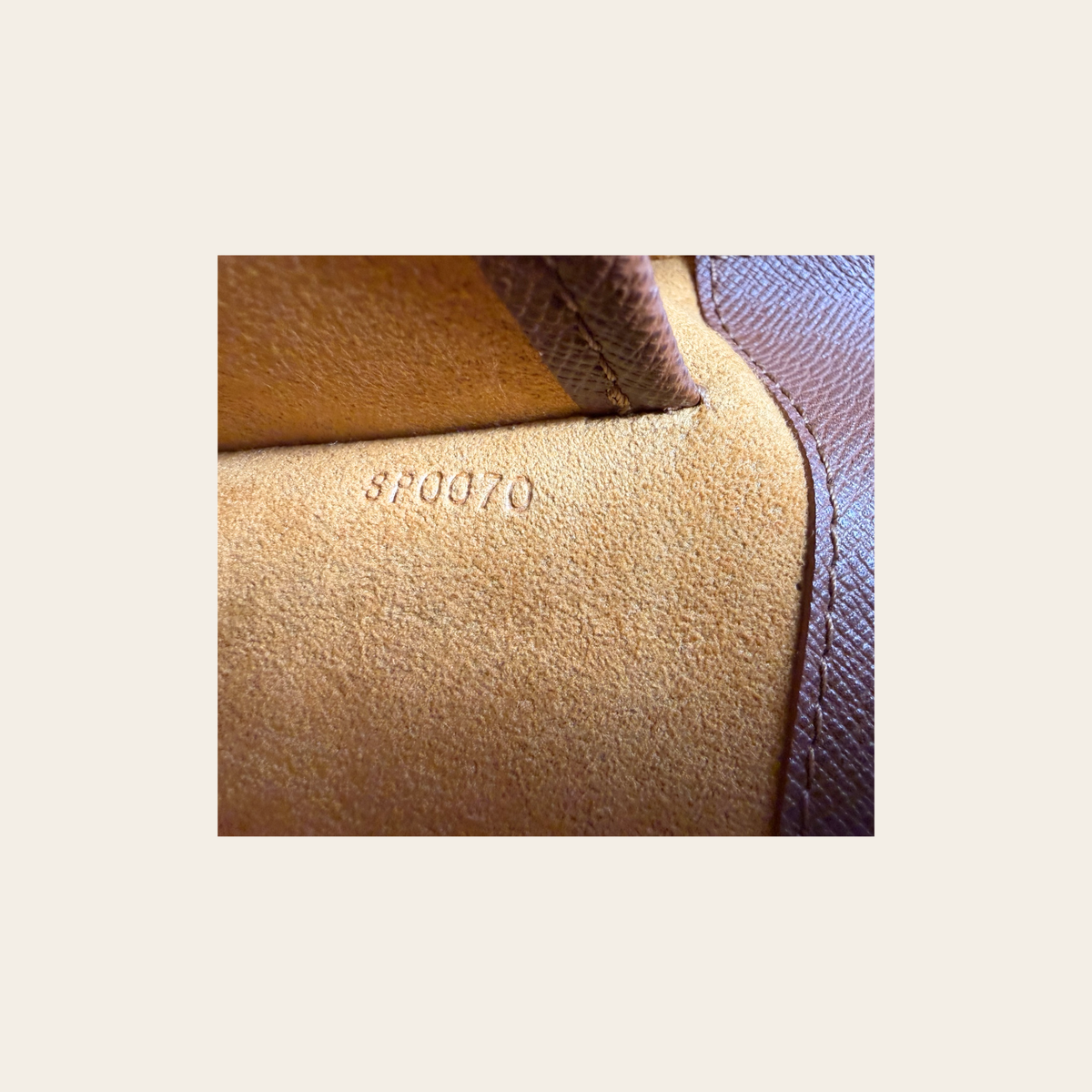 LOUIS VUITTON — Sac Musette Tango Monogram, Bandoulière courte