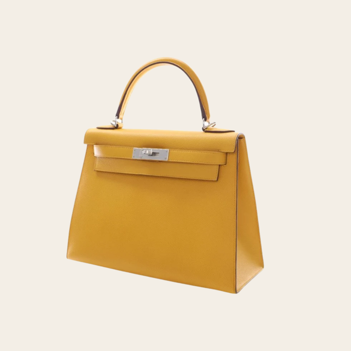 HERMÈS — Kelly 28 Sellier en cuir Epsom Jaune Ambre, quincaillerie palladiée