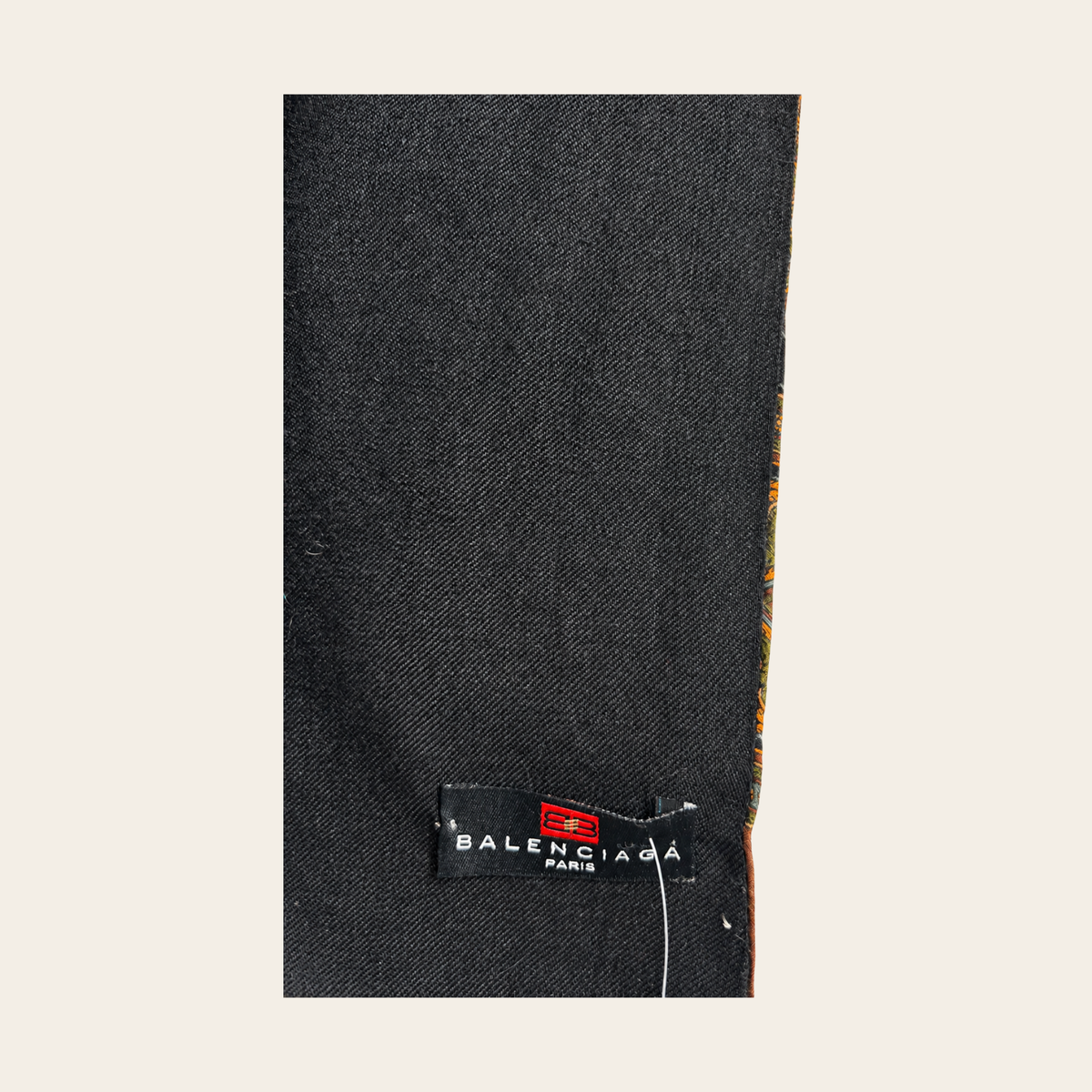 Balenciaga Paris — Écharpe vintage double face à motifs cachemire