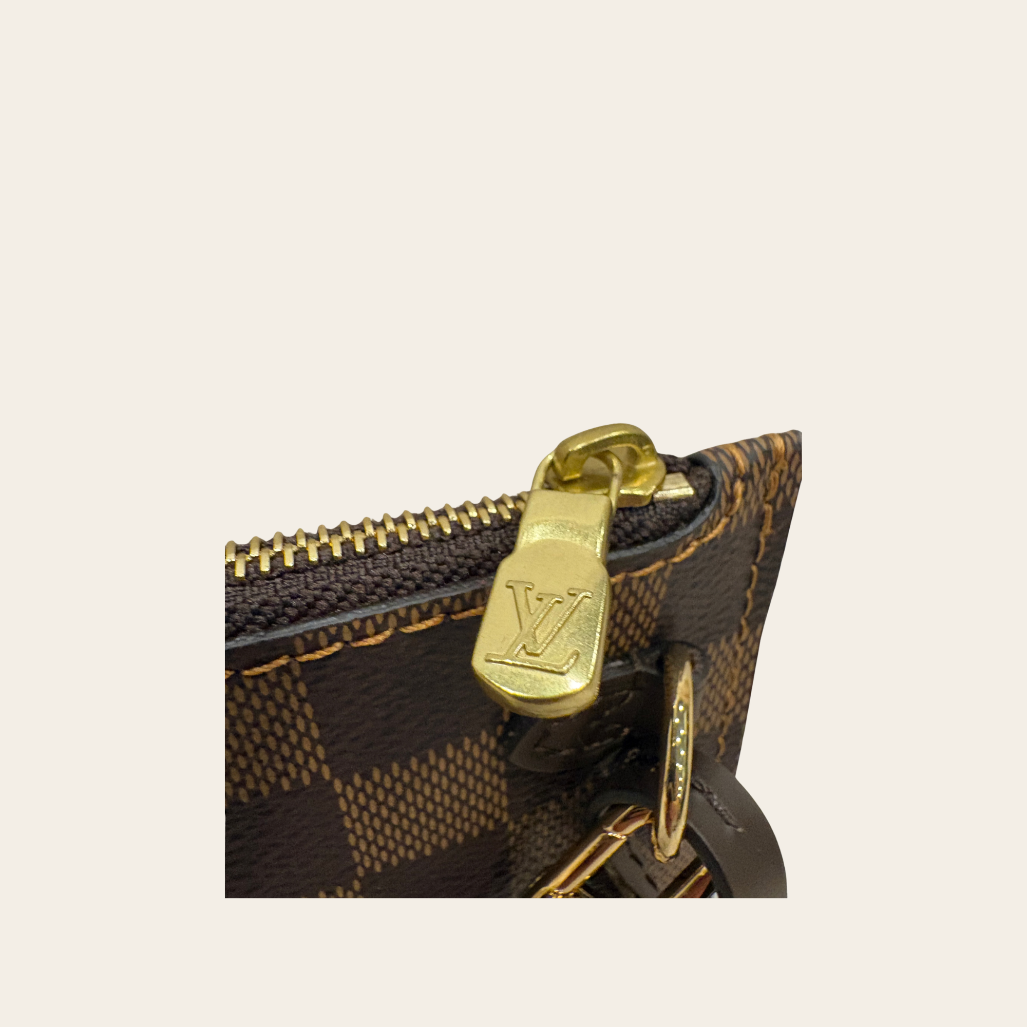 Louis Vuitton Pochette Damier Ebene