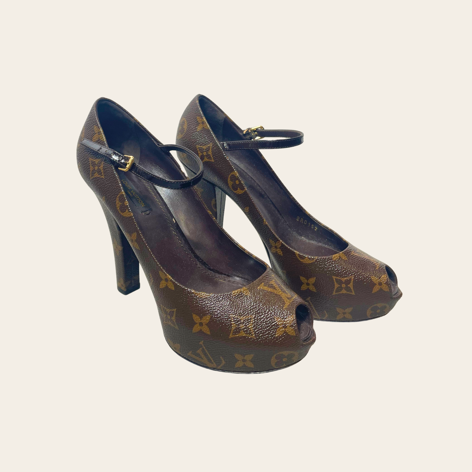 Louis Vuitton Oh Really! Mary Jane Platform Monogram, 38.5