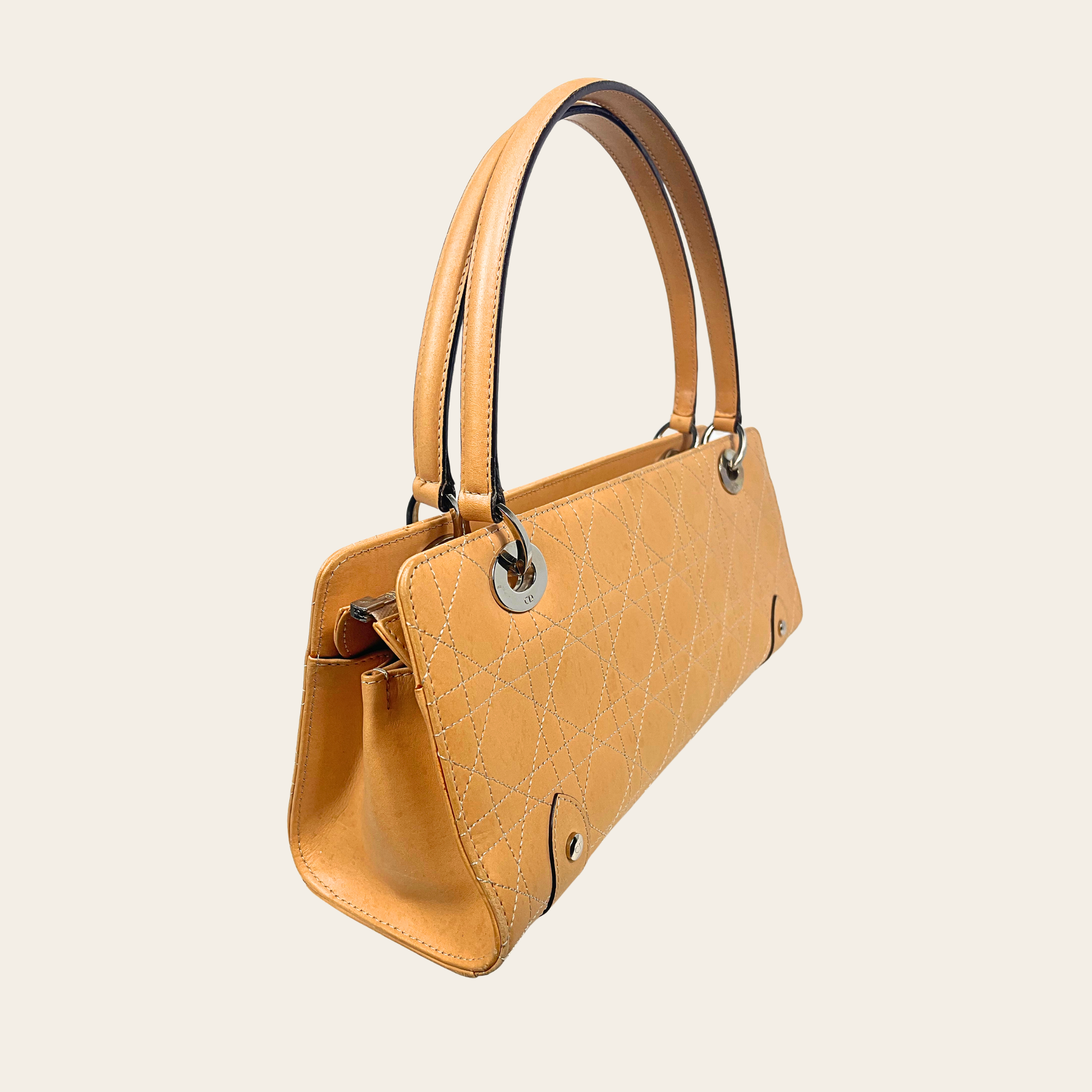 Christian Dior – Lady Dior East-West Beige Cannage