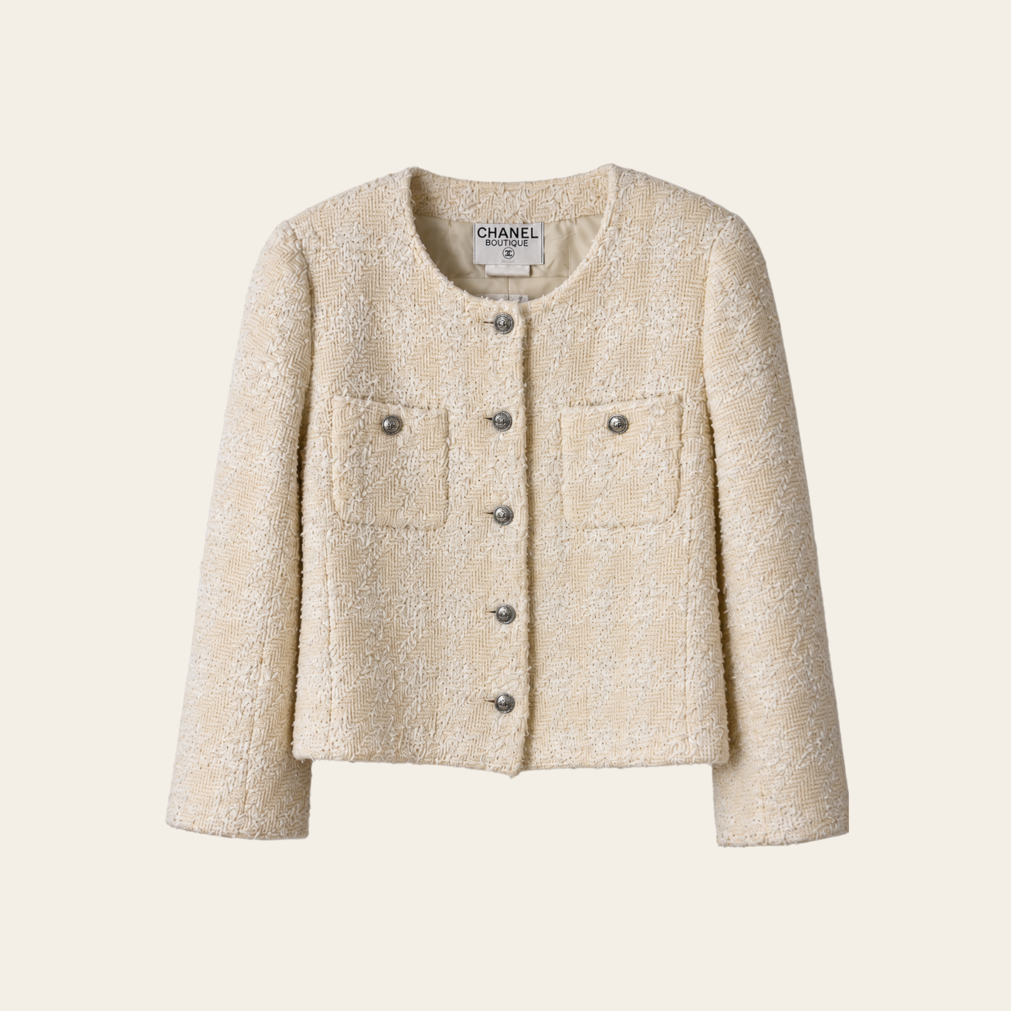 CHANEL – Collection 96P, Ensemble tailleur en tweed écru (Veste & Jupe)