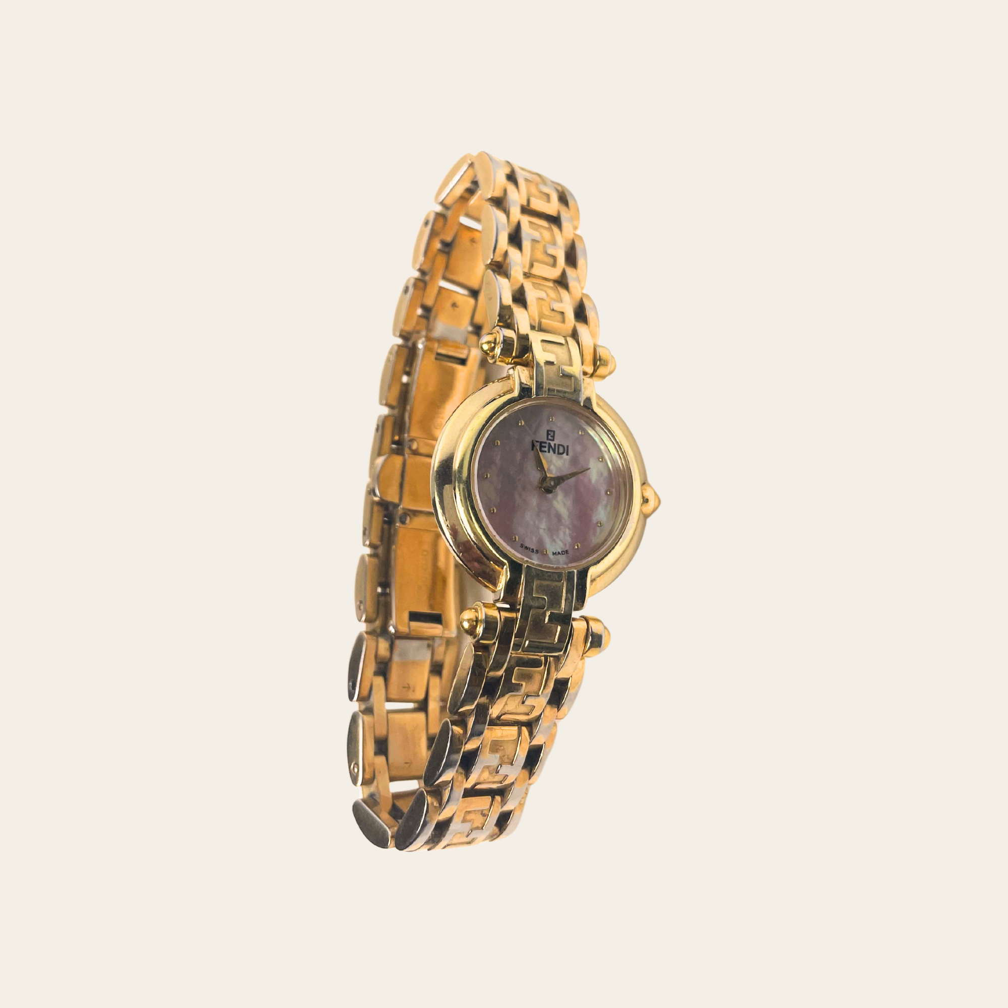 Fendi – Montre Classic Logo FF en acier inoxydable doré