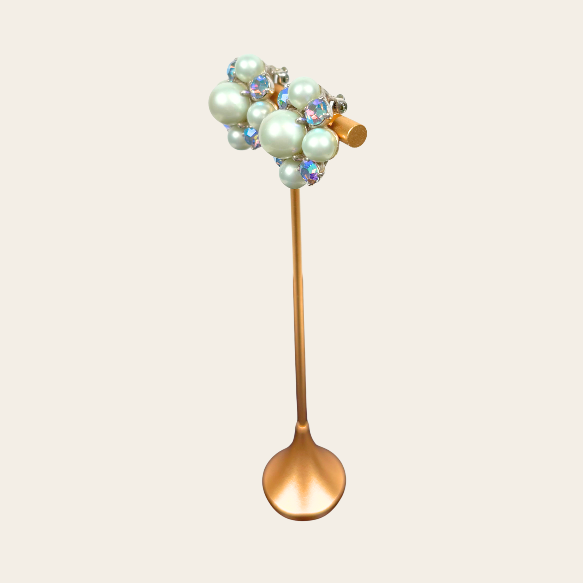 SCHIAPARELLI – Boucles d'Oreilles Clip Fleur à Perles et Cristaux Aurora Borealis