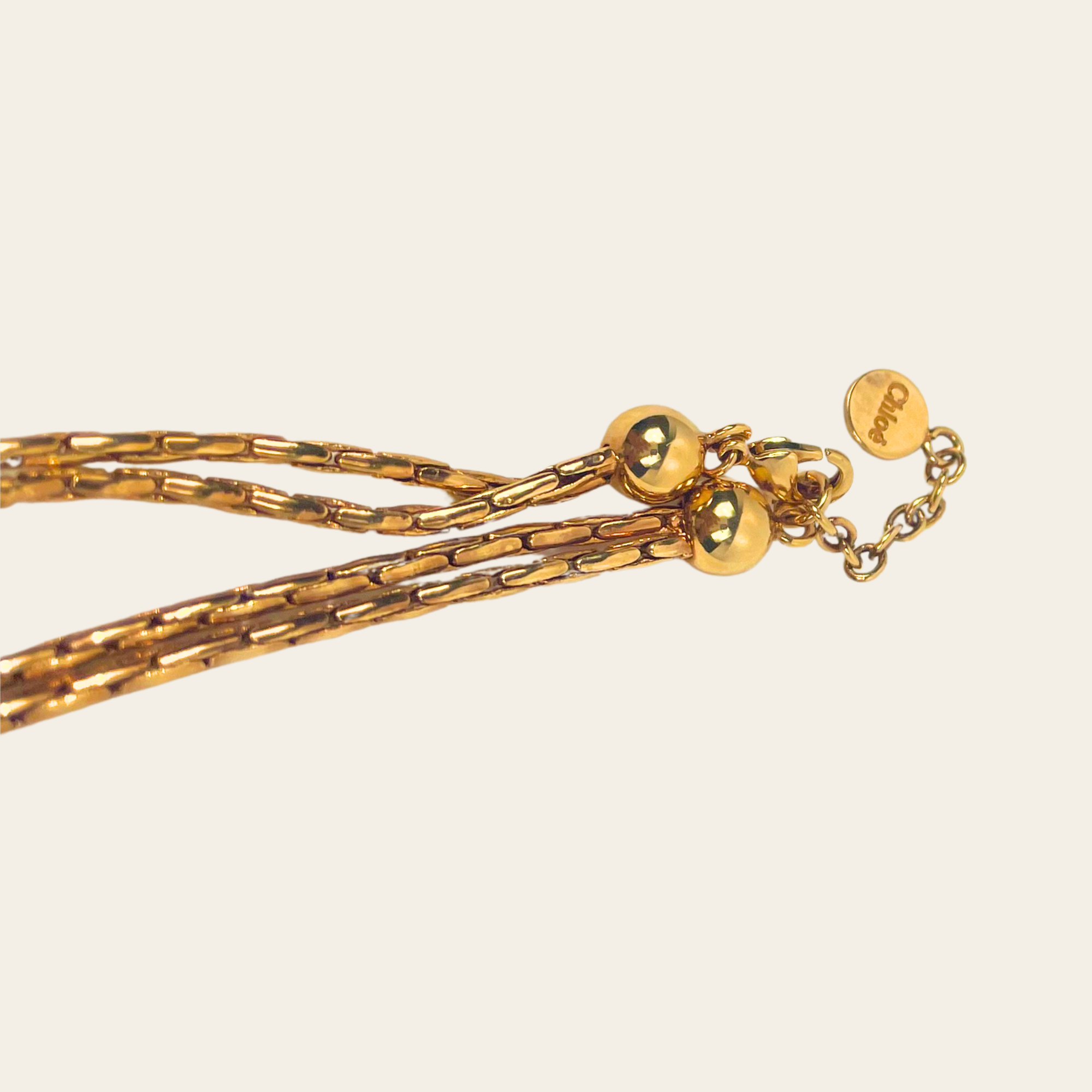Chloé – Collier Fleur en métal doré