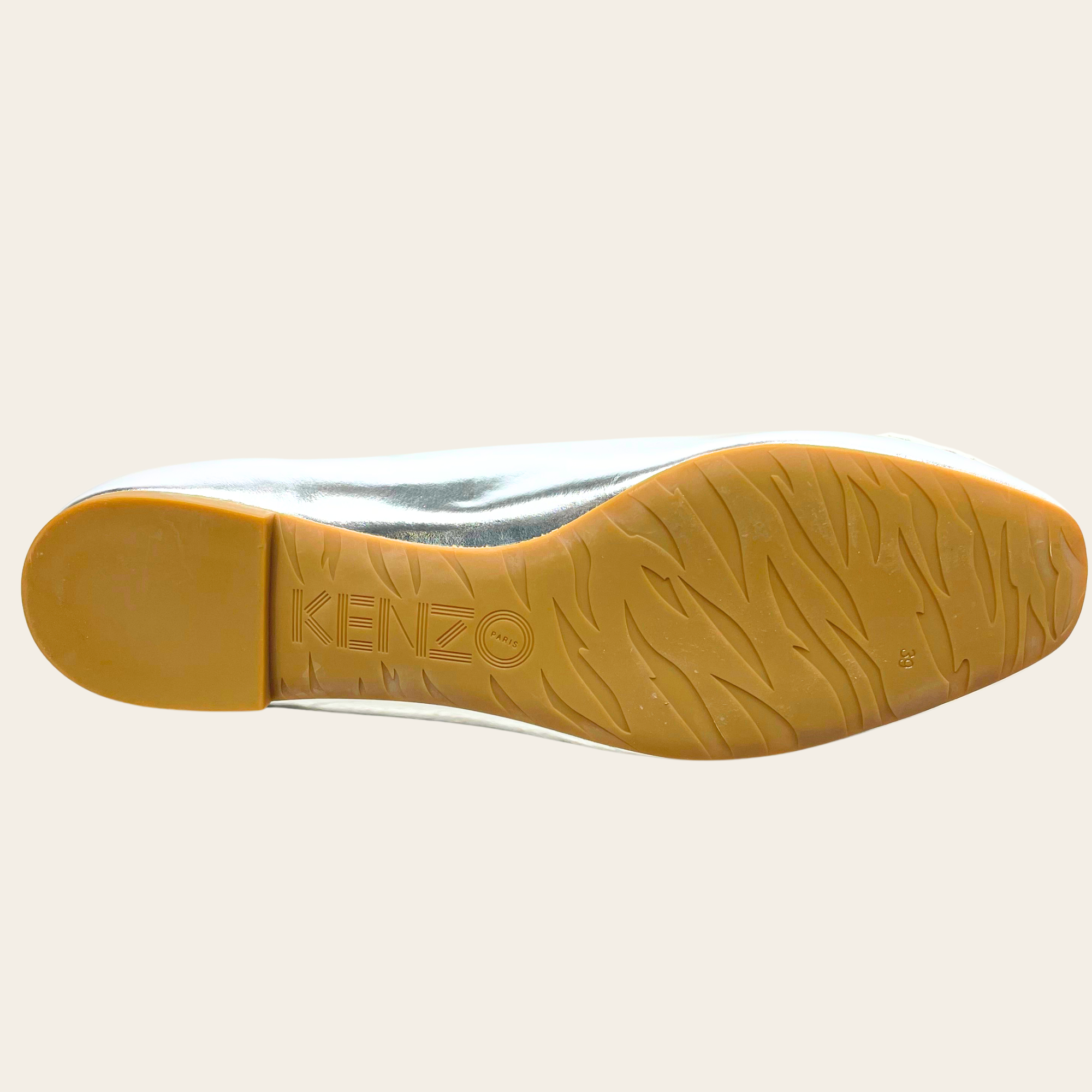 Kenzo Tiger, 39