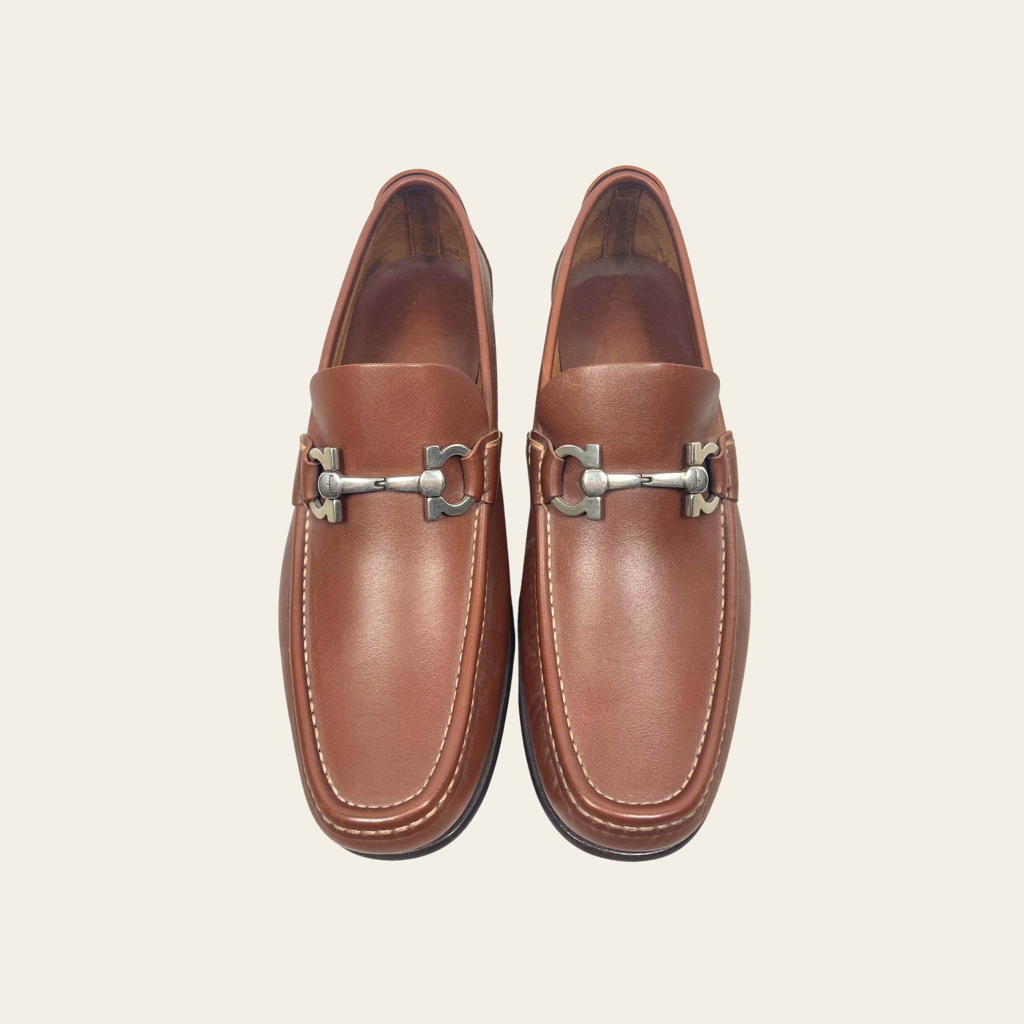 Salvatore Ferragamo - Gancini Leather Loafers, 39
