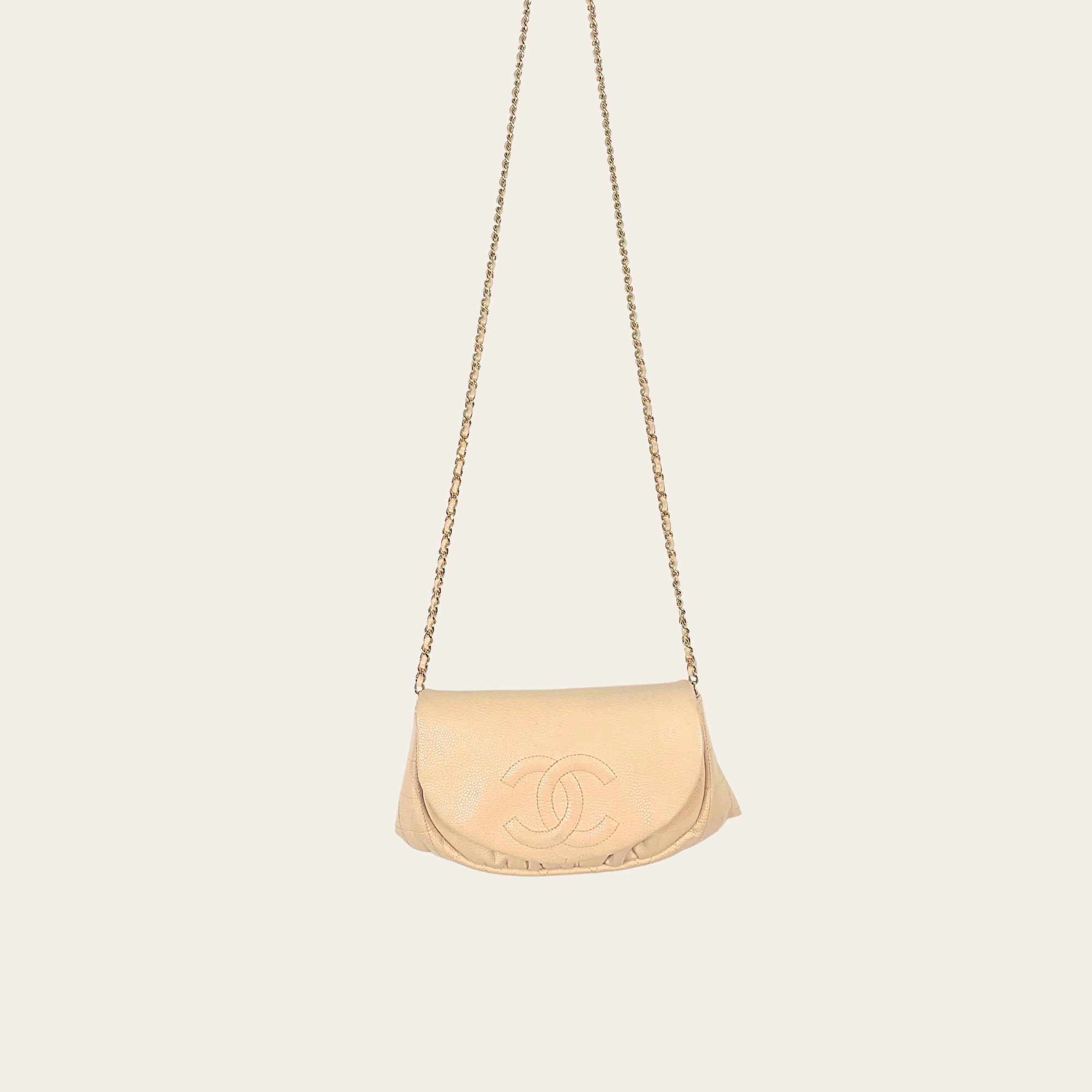 CHANEL - Moon Bag CC Caviar Chain