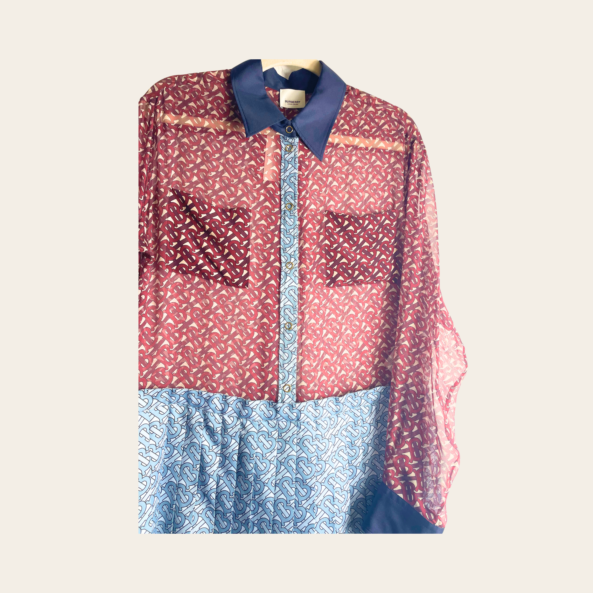 BURBERRY - Robe chemise monogramme TB en soie plissée