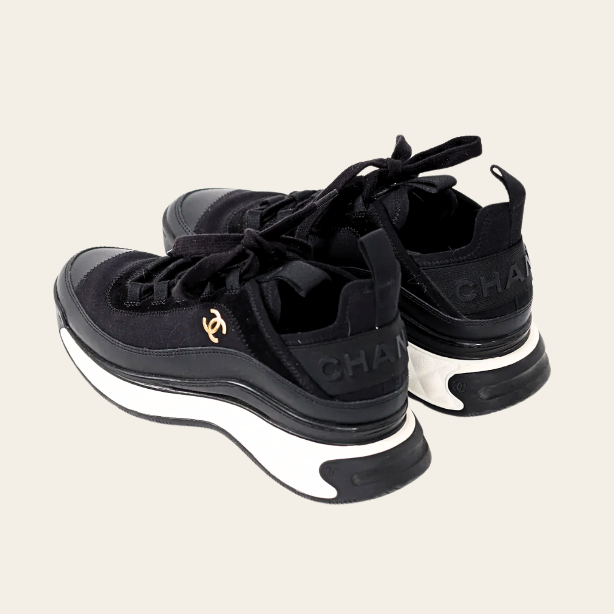 CHANEL - Sneakers Velvet & Calfskin, 36.5