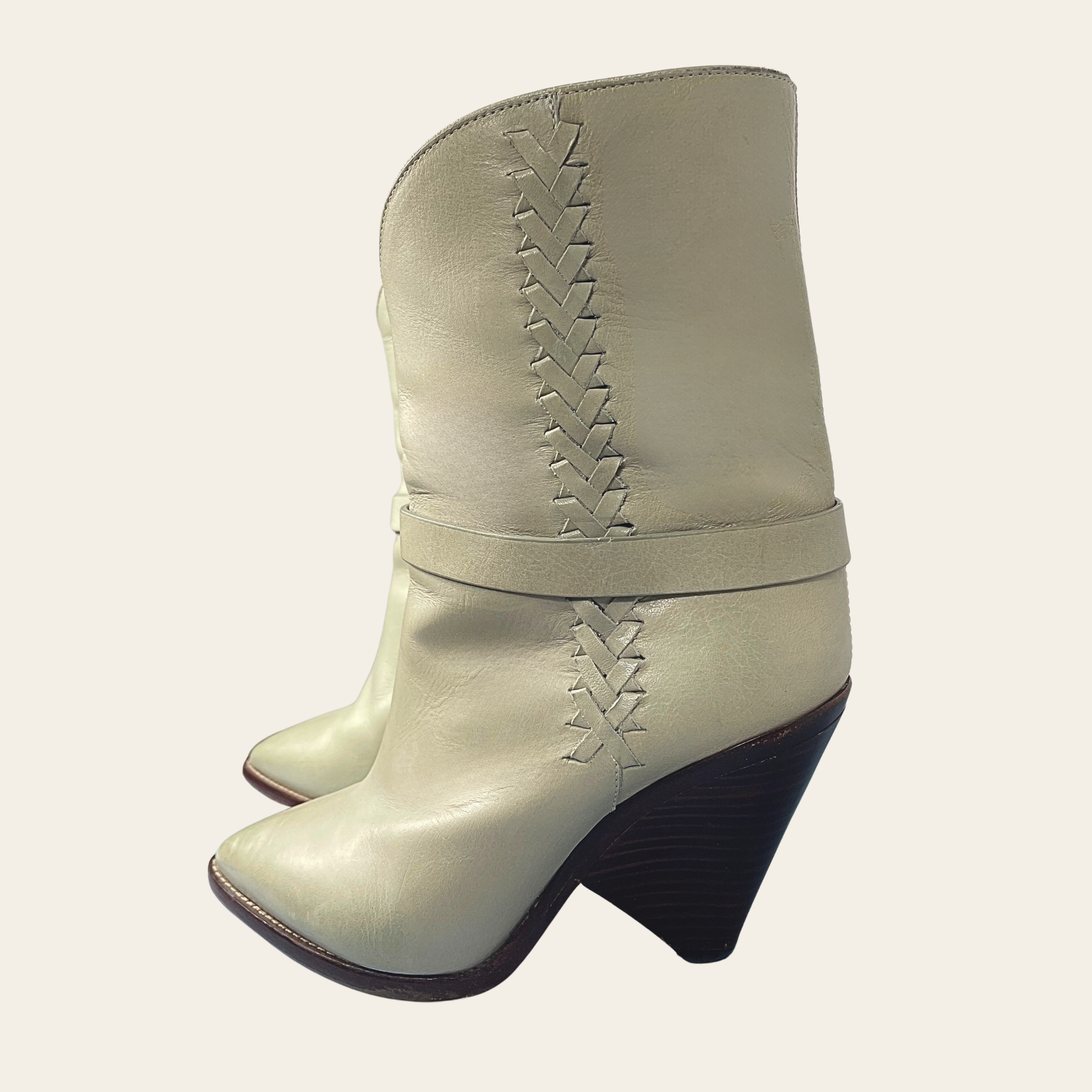 ISABEL MARANT - Dewina Leather Ankle Boots, 36