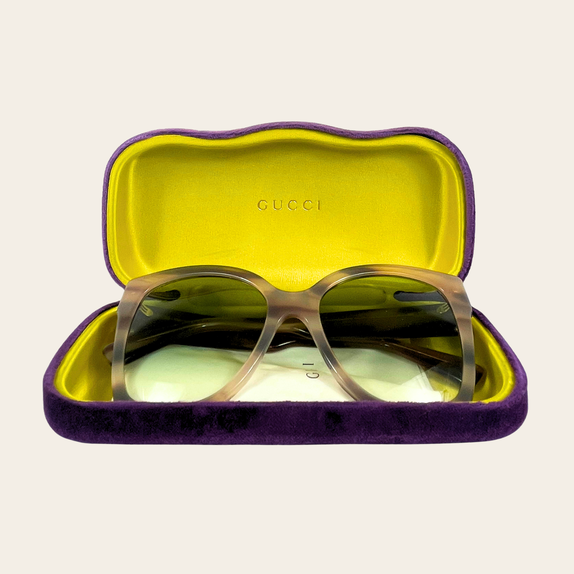 GUCCI - GG0459S Oversized Cat-Eye Sunglasses