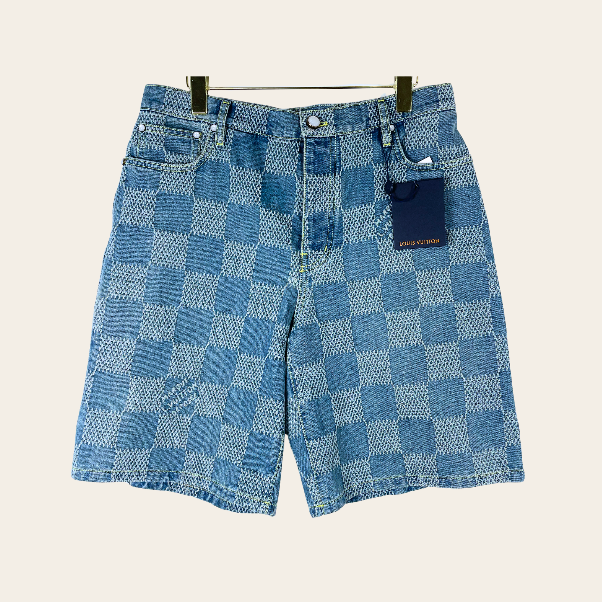 LOUIS VUITTON — Damier Denim Baggy Shorts, M