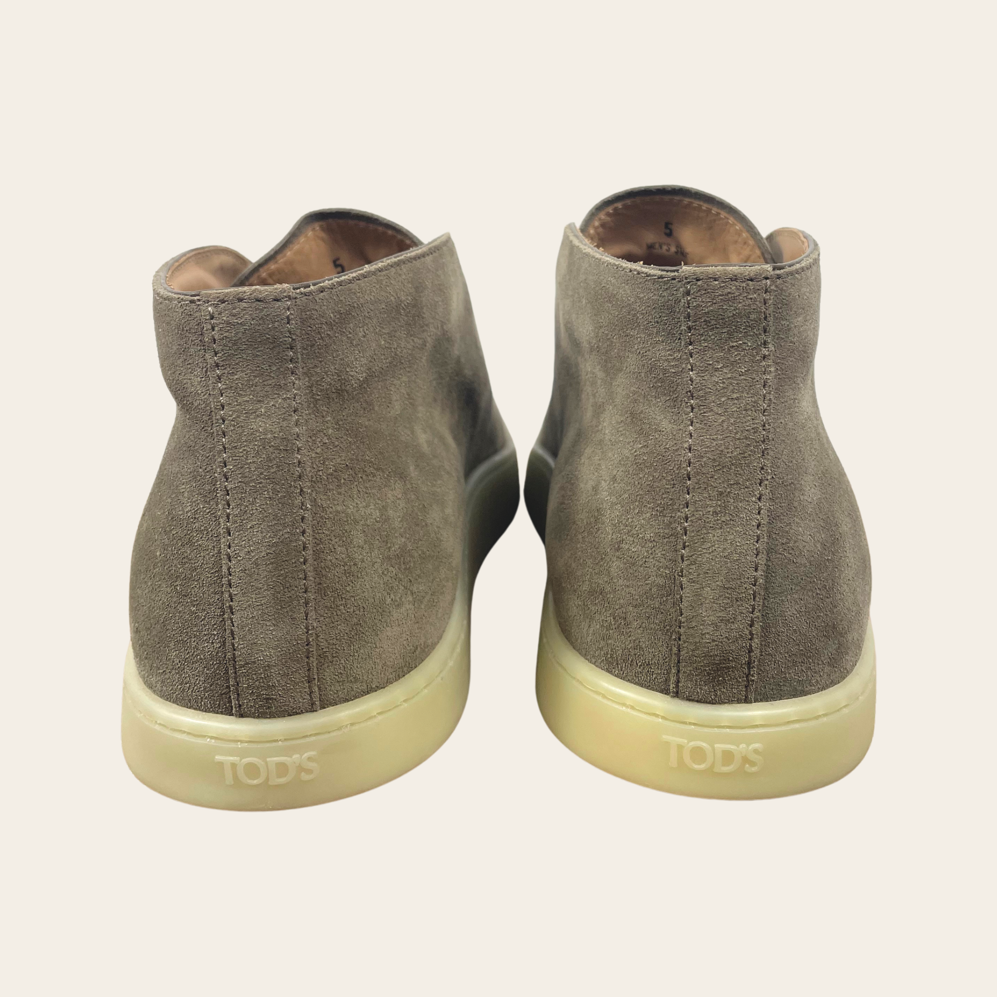 Tod's - Desert Suede Chukka Boots, 5