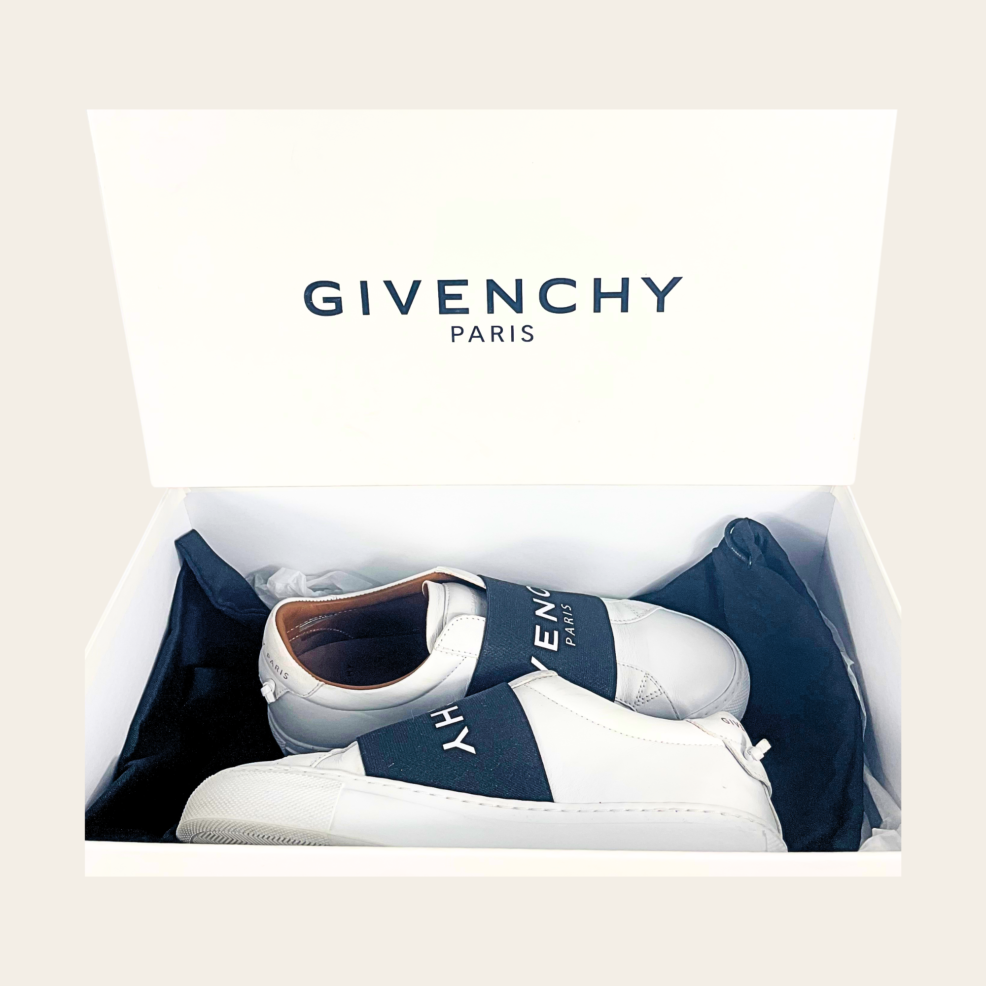 GIVENCHY - Urban Street en cuir, 35.5