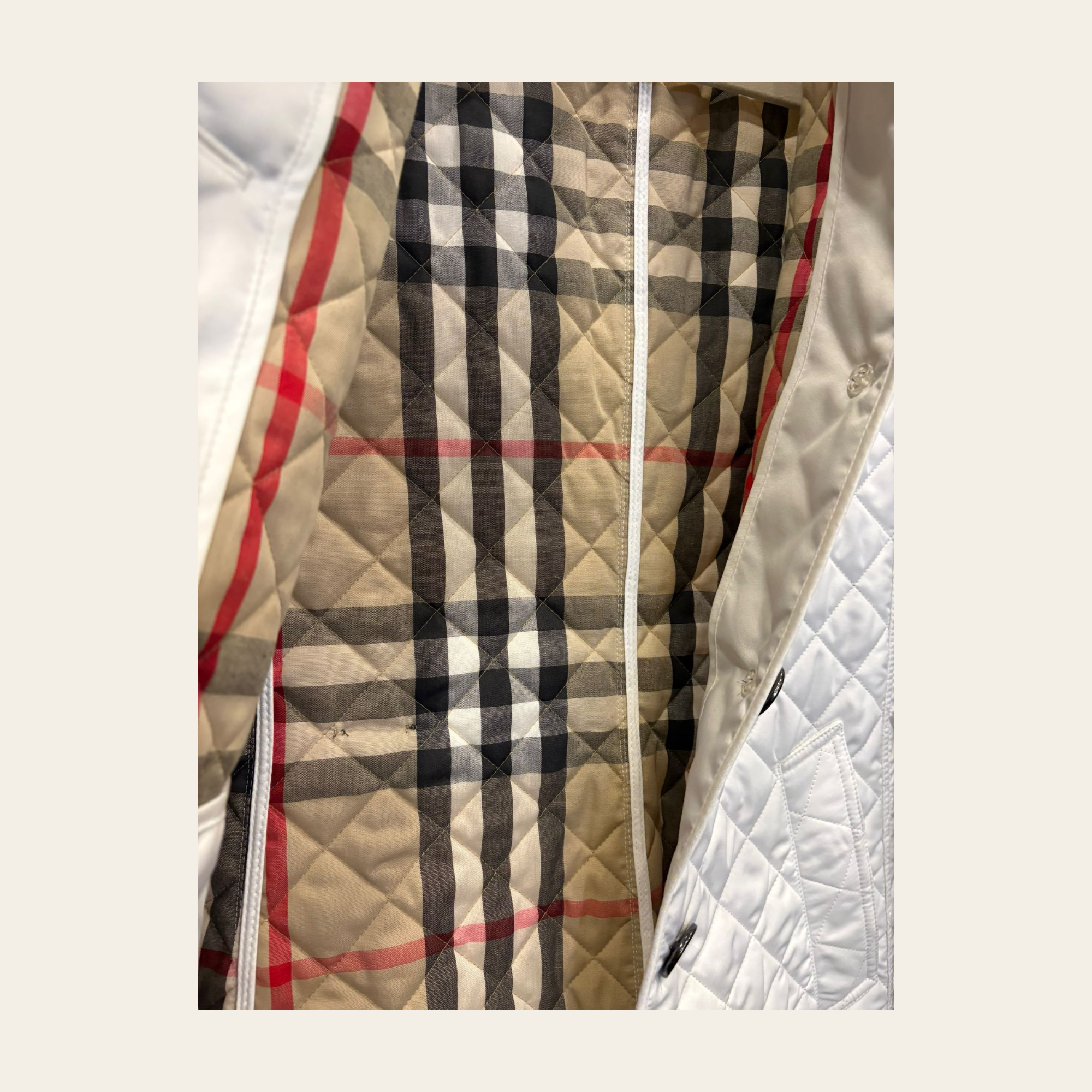 BURBERRY - Diamond Quilted Jacket - XS/SMALL
