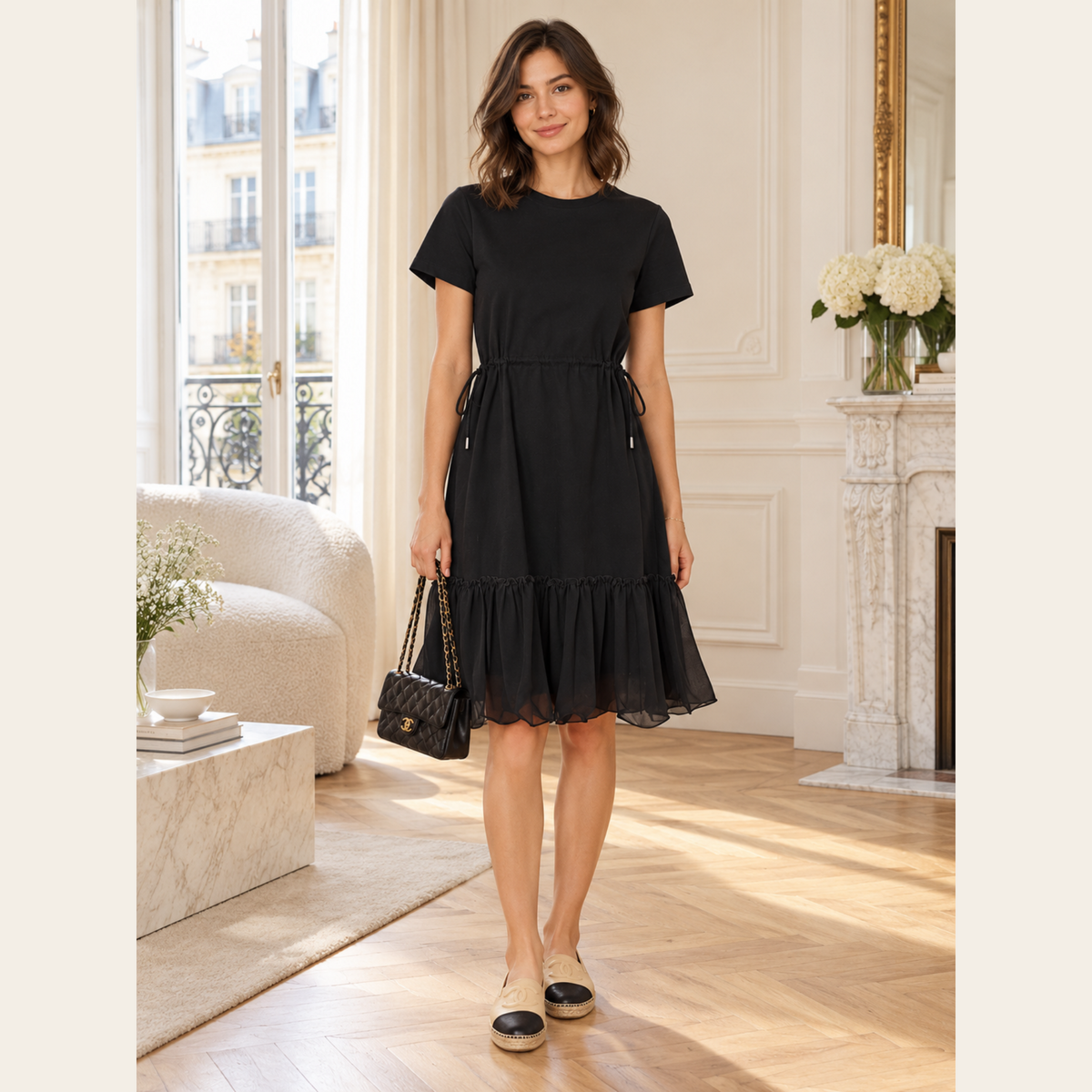 SEE BY CHLOÉ — Robe noire en jersey de coton à taille coulissée et volant en voile, taille L