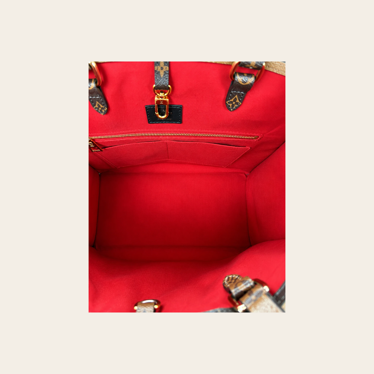 LOUIS VUITTON — Sac OnTheGo GM en toile Monogram Giant Reverse marron