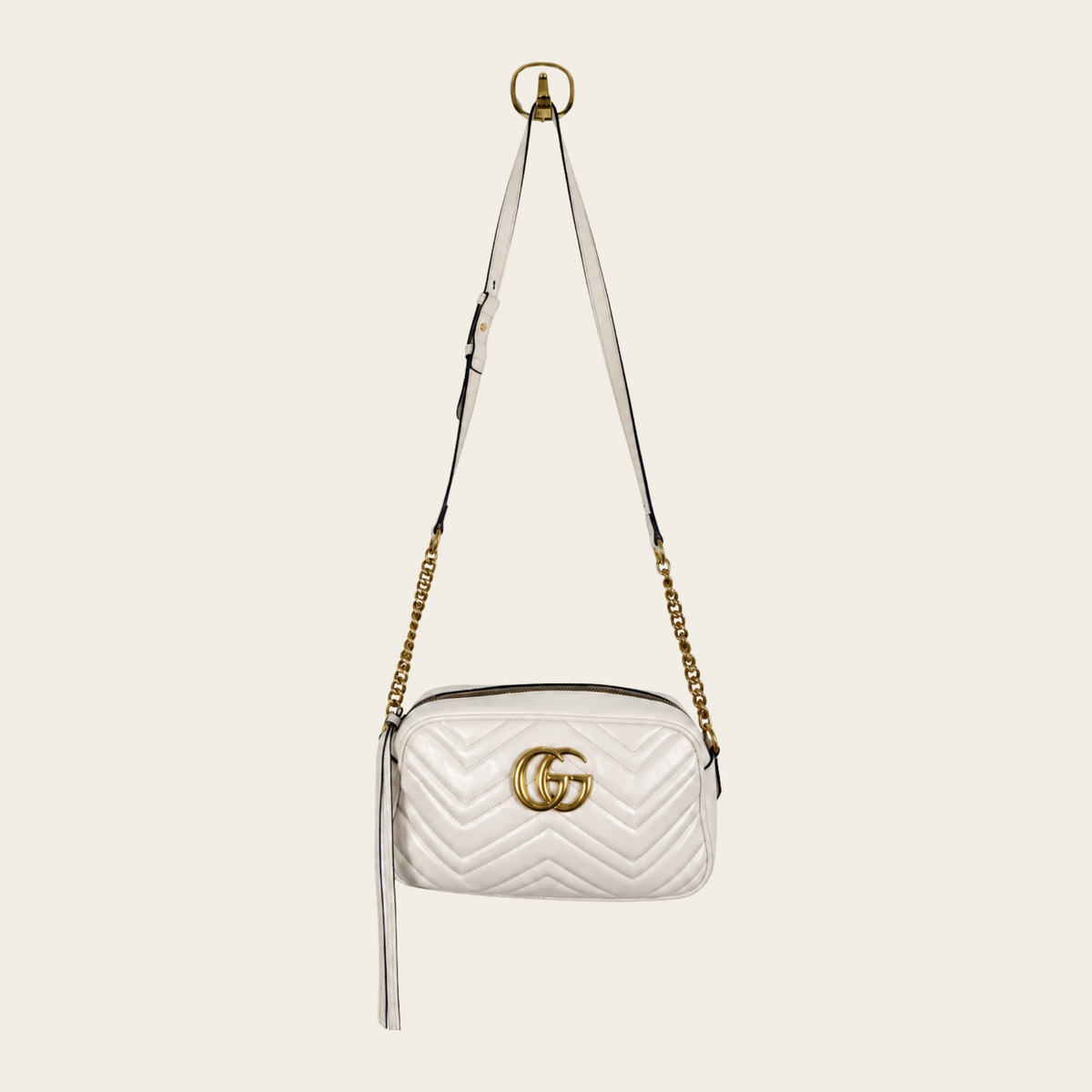 GUCCI — Sac GG Marmont Matelassé Small en cuir blanc crème avec Double G doré