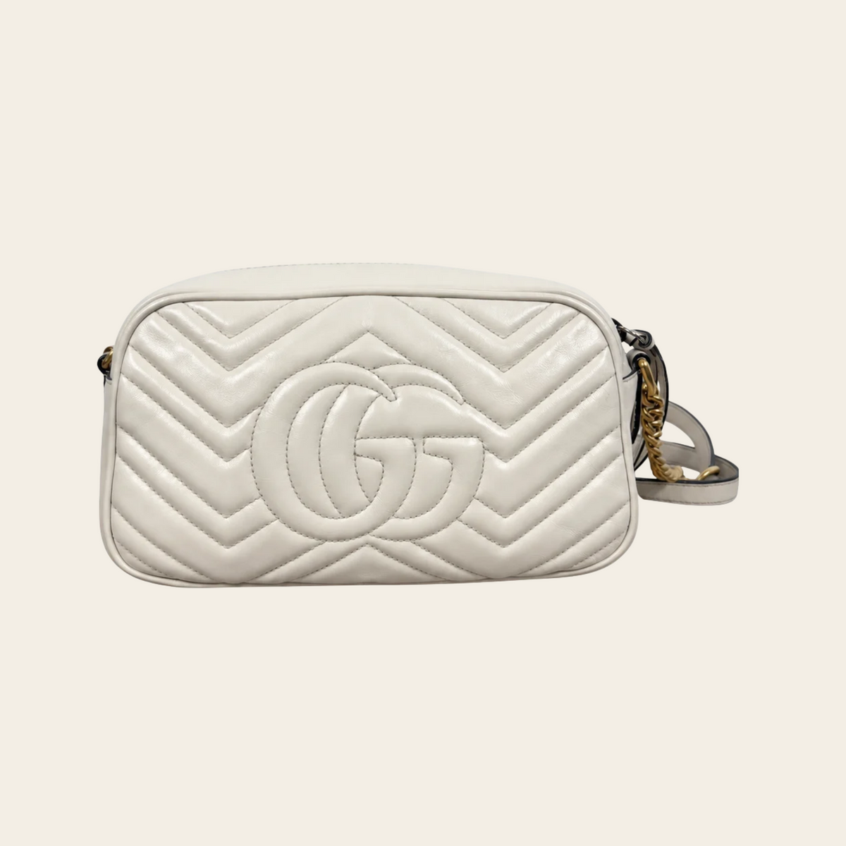 GUCCI — Sac GG Marmont Matelassé Small en cuir blanc crème avec Double G doré