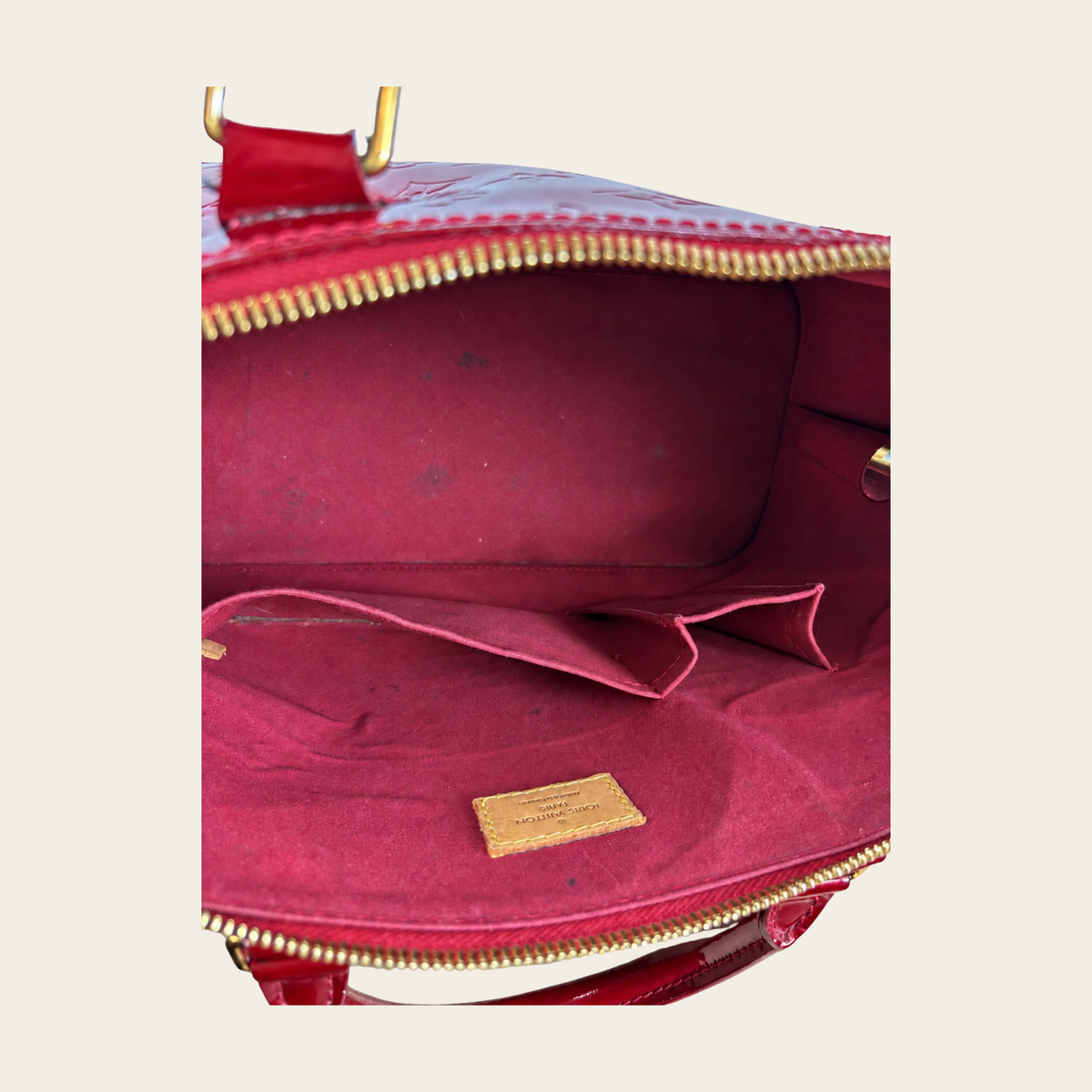 LOUIS VUITTON — Sac Alma GM en cuir Monogram Vernis Pomme d'amour