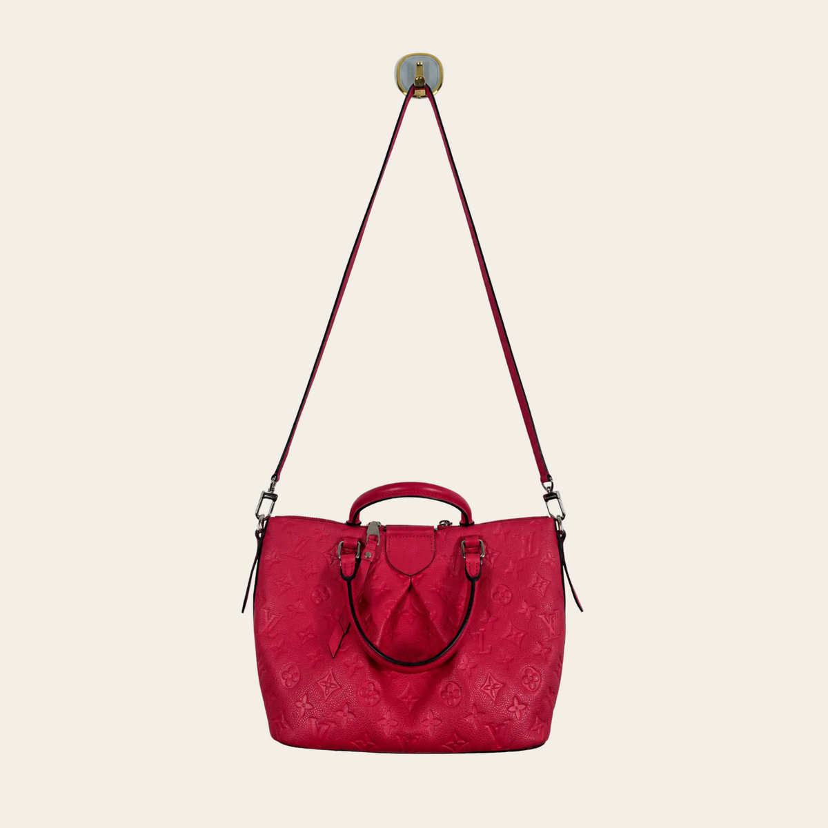 LOUIS VUITTON — Sac Mazarine PM en cuir Monogram Empreinte rouge Cerise
