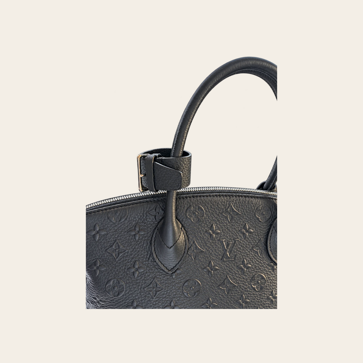 LOUIS VUITTON — Sac Lockit PM en cuir Monogram Revelation noir,  taille PM