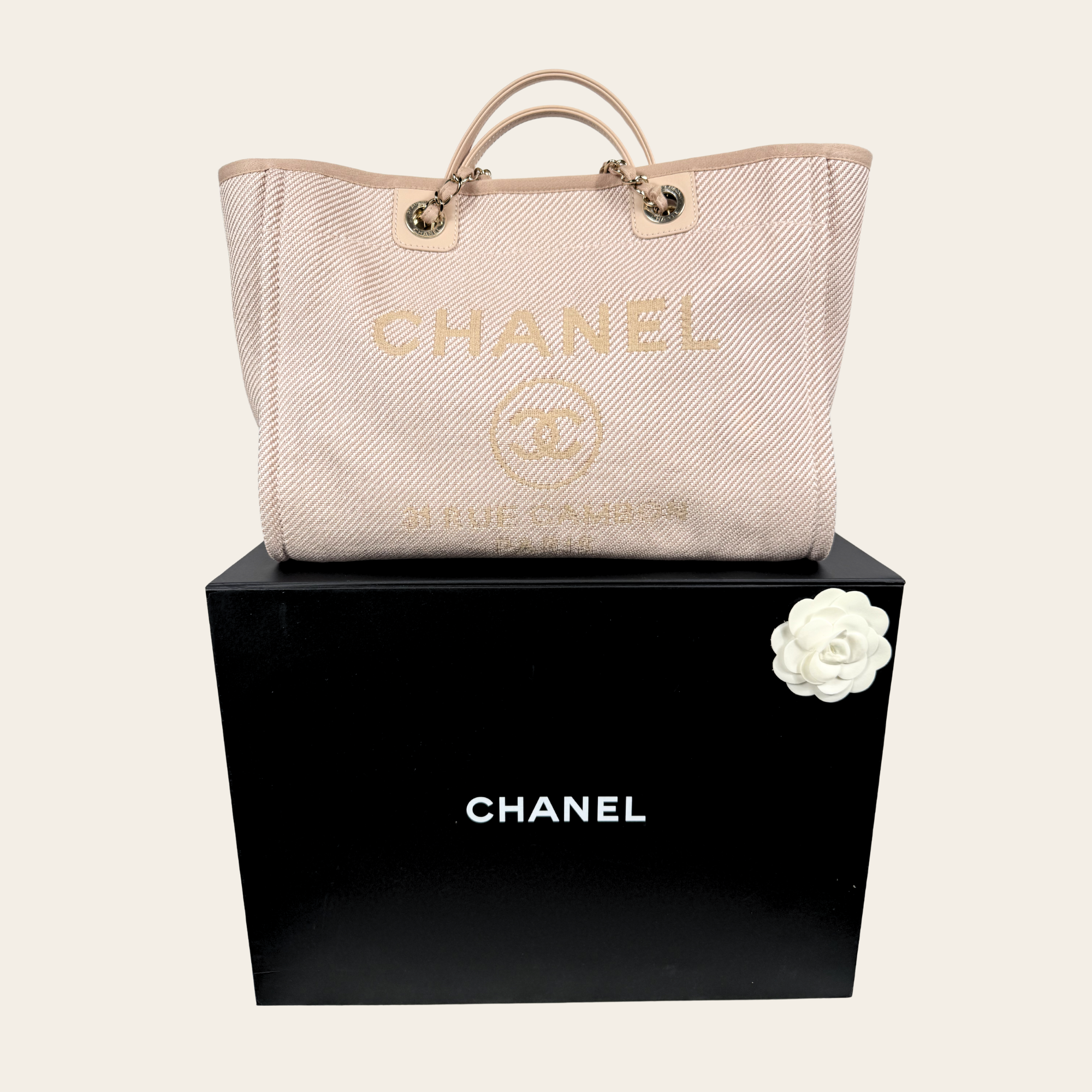 CHANEL Deauville Tote