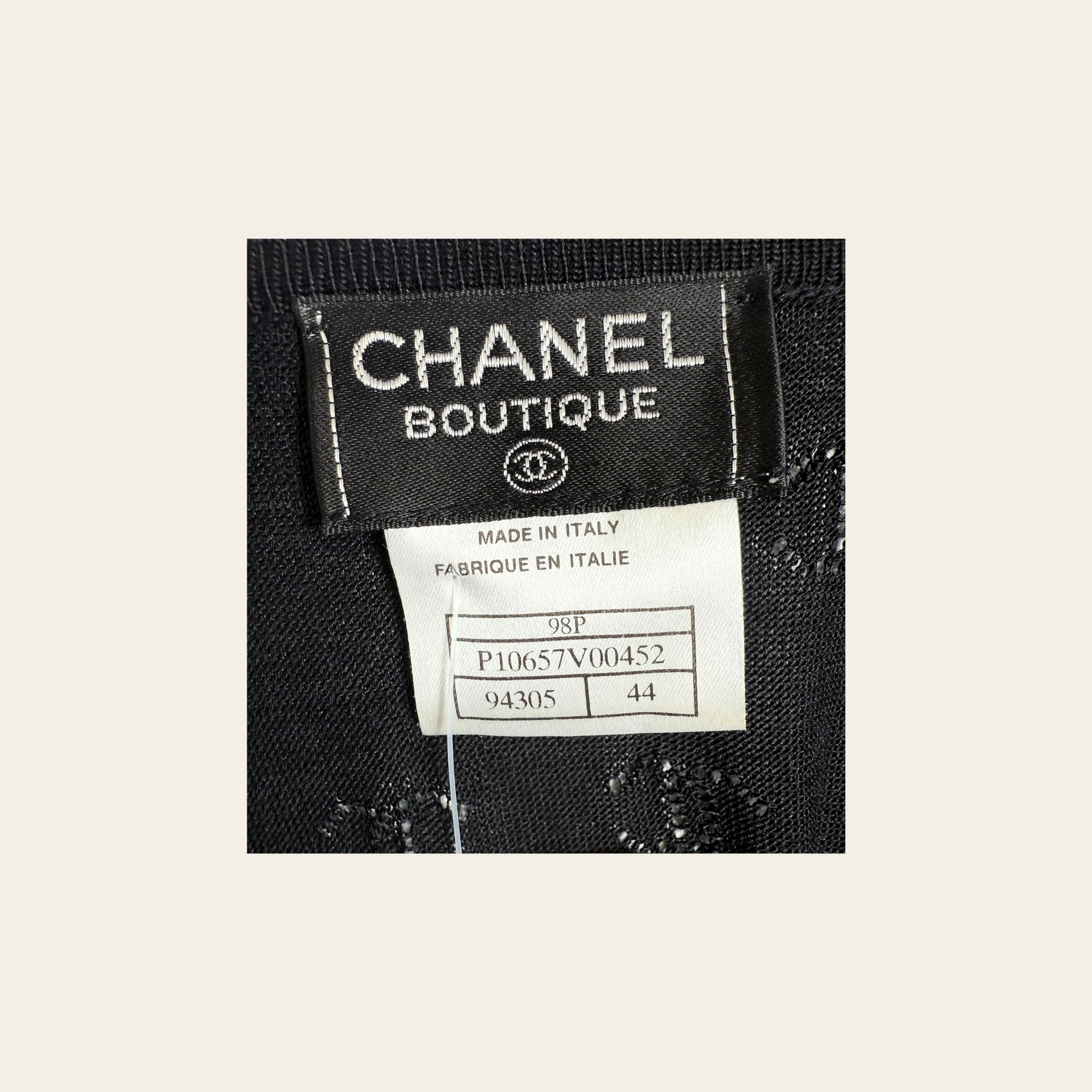 CHANEL Black CC Monogram Silk Knit Top, Taille 44 / XL